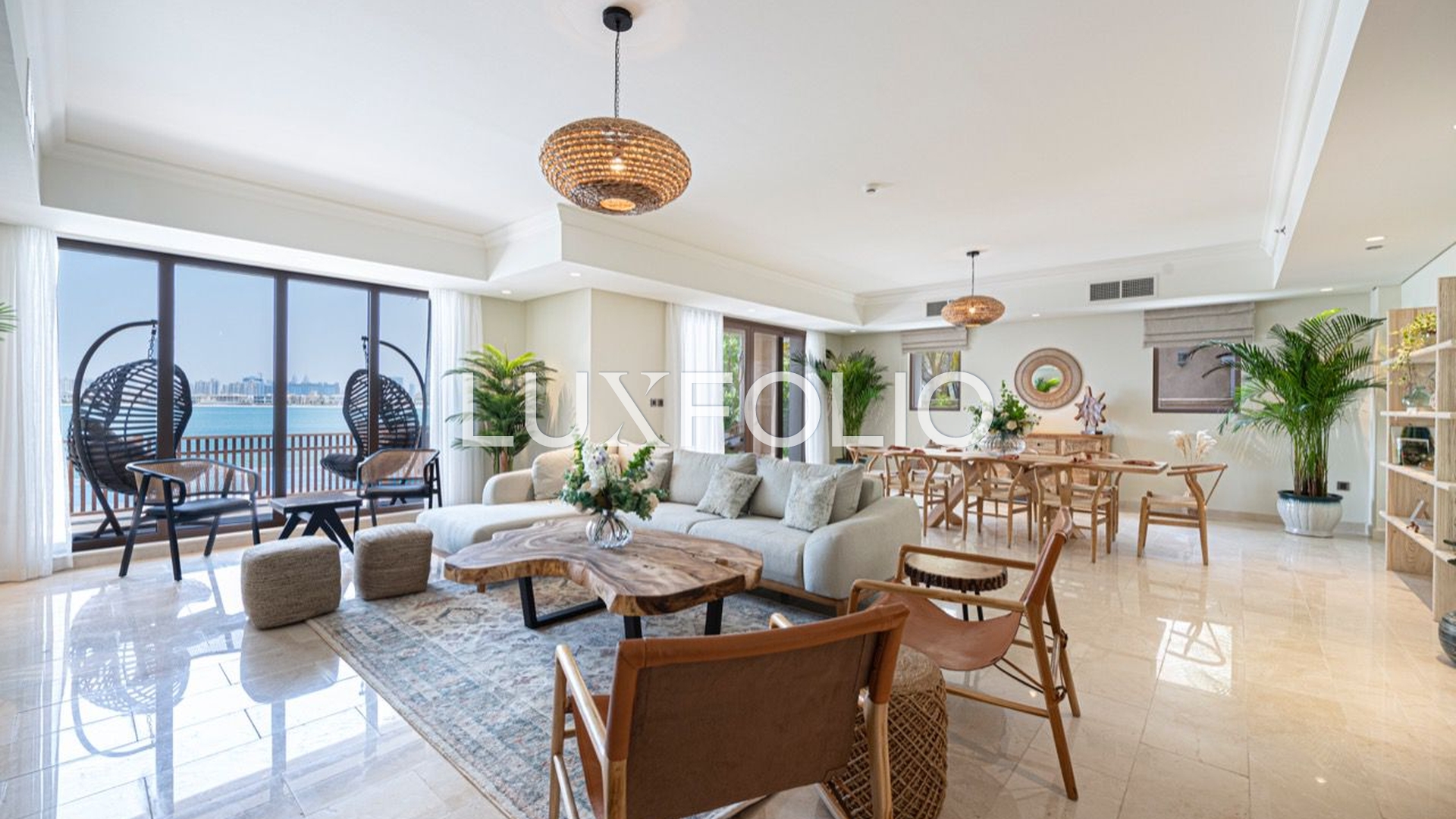 5 bedroom Apartment for rent in Palm Jumeirah at 2,400,000 AED per year