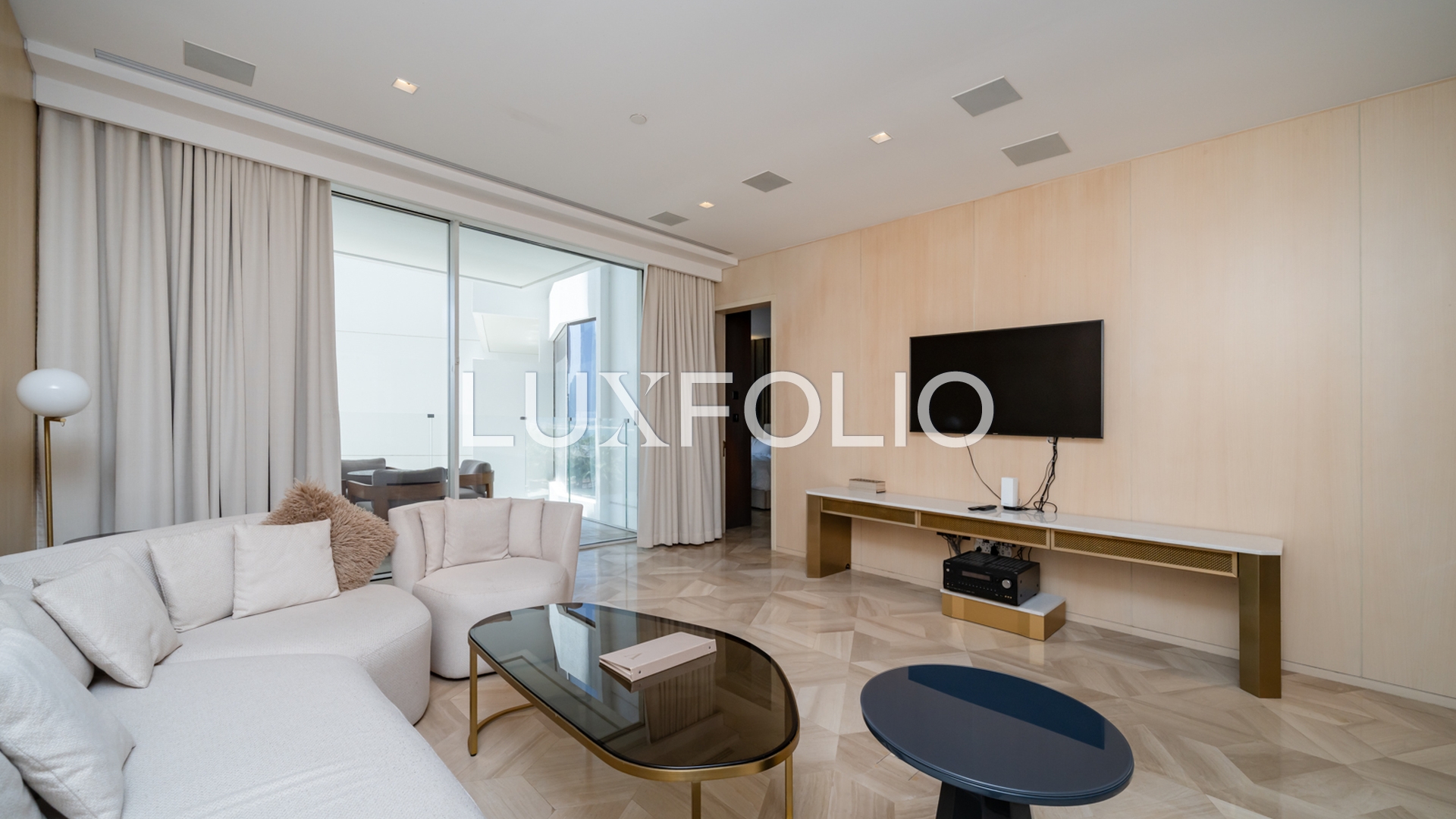 3 bedroom Apartment for rent in Palm Jumeirah at 399,998 AED per year