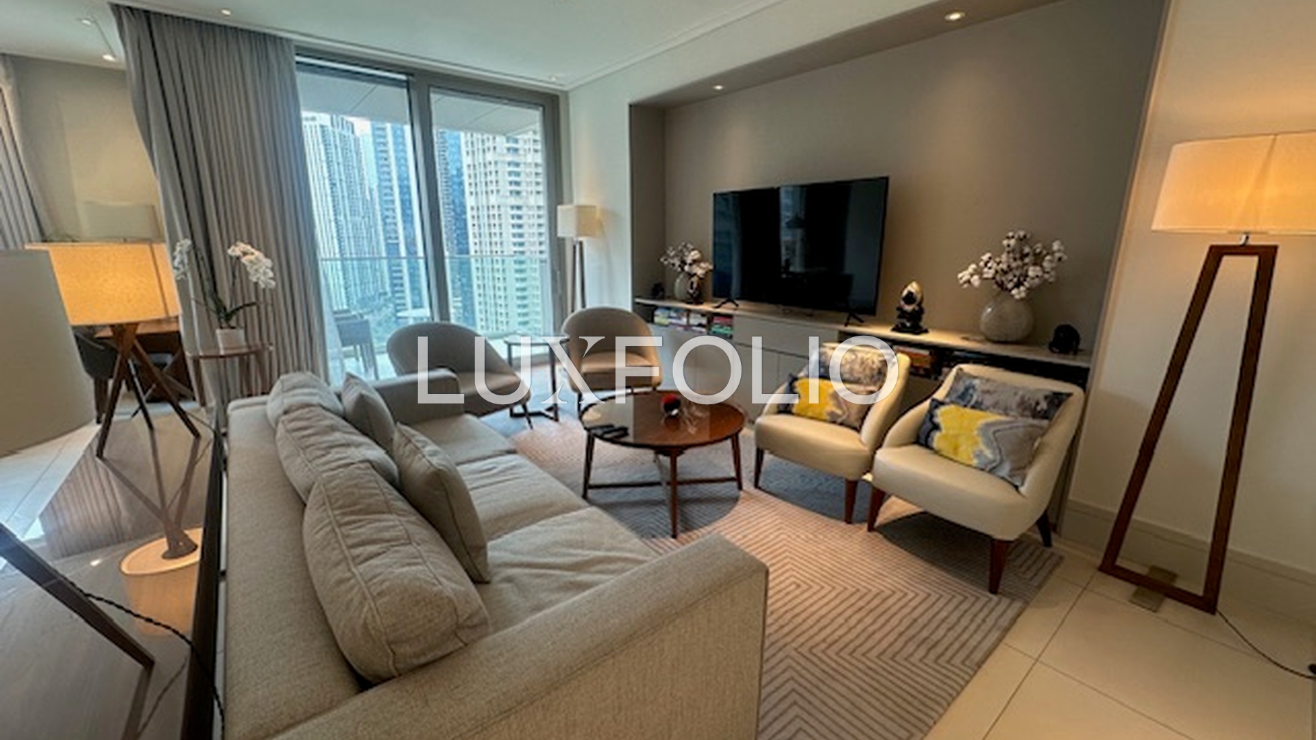 2 bedroom Apartment for rent in Downtown Dubai at 265,000 AED per year