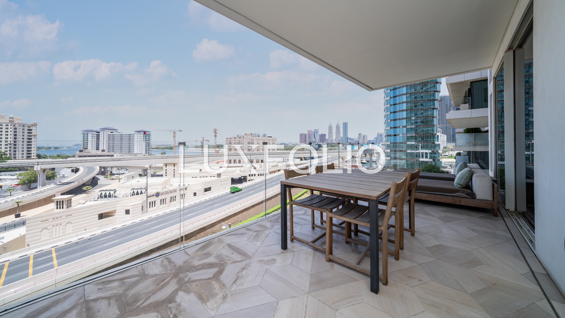 2 bedroom Apartment for sale in Palm Jumeirah at 4,500,000 AED
