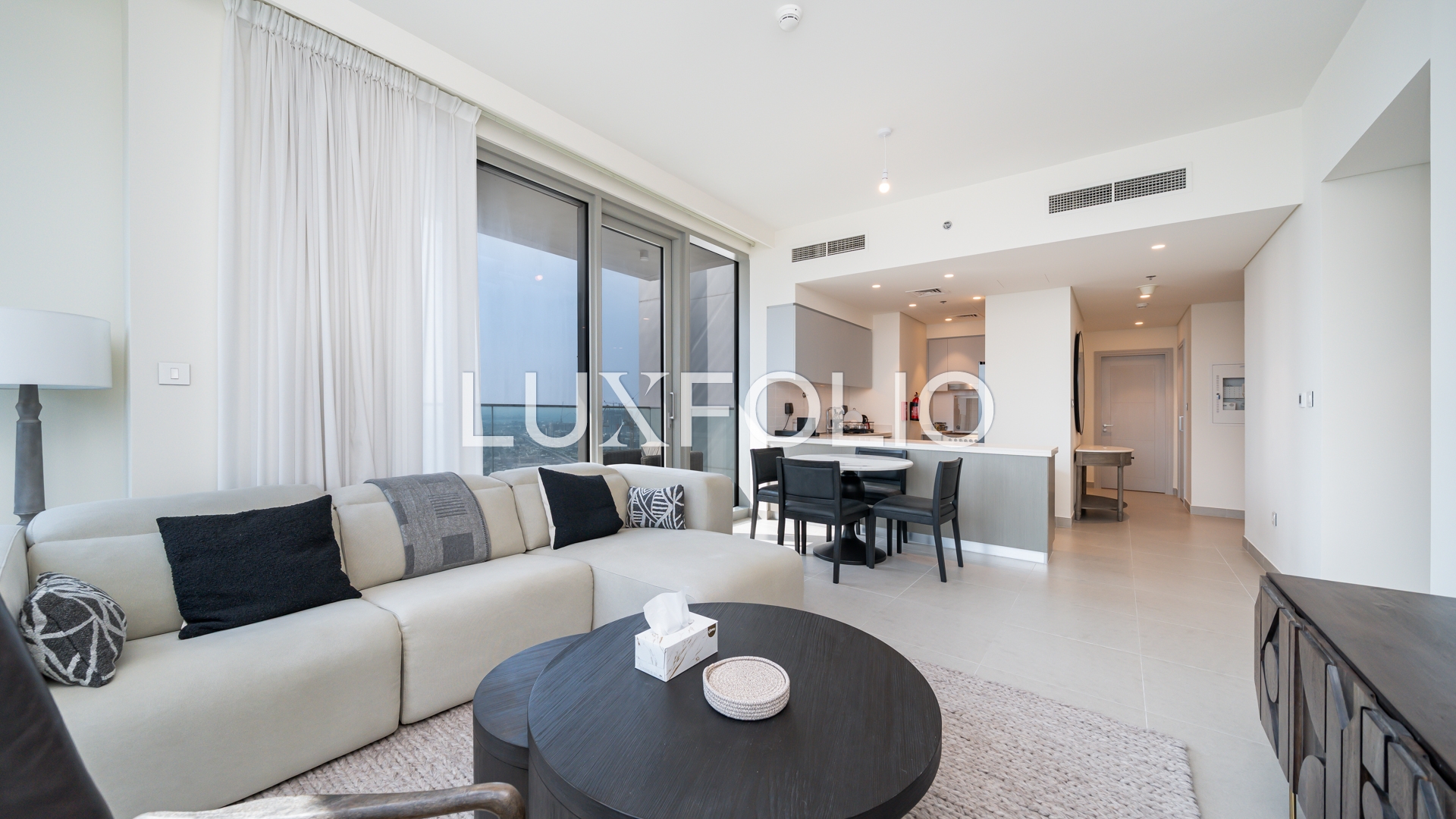 2 bedroom Apartment for rent in Downtown Dubai at 179,900 AED per year