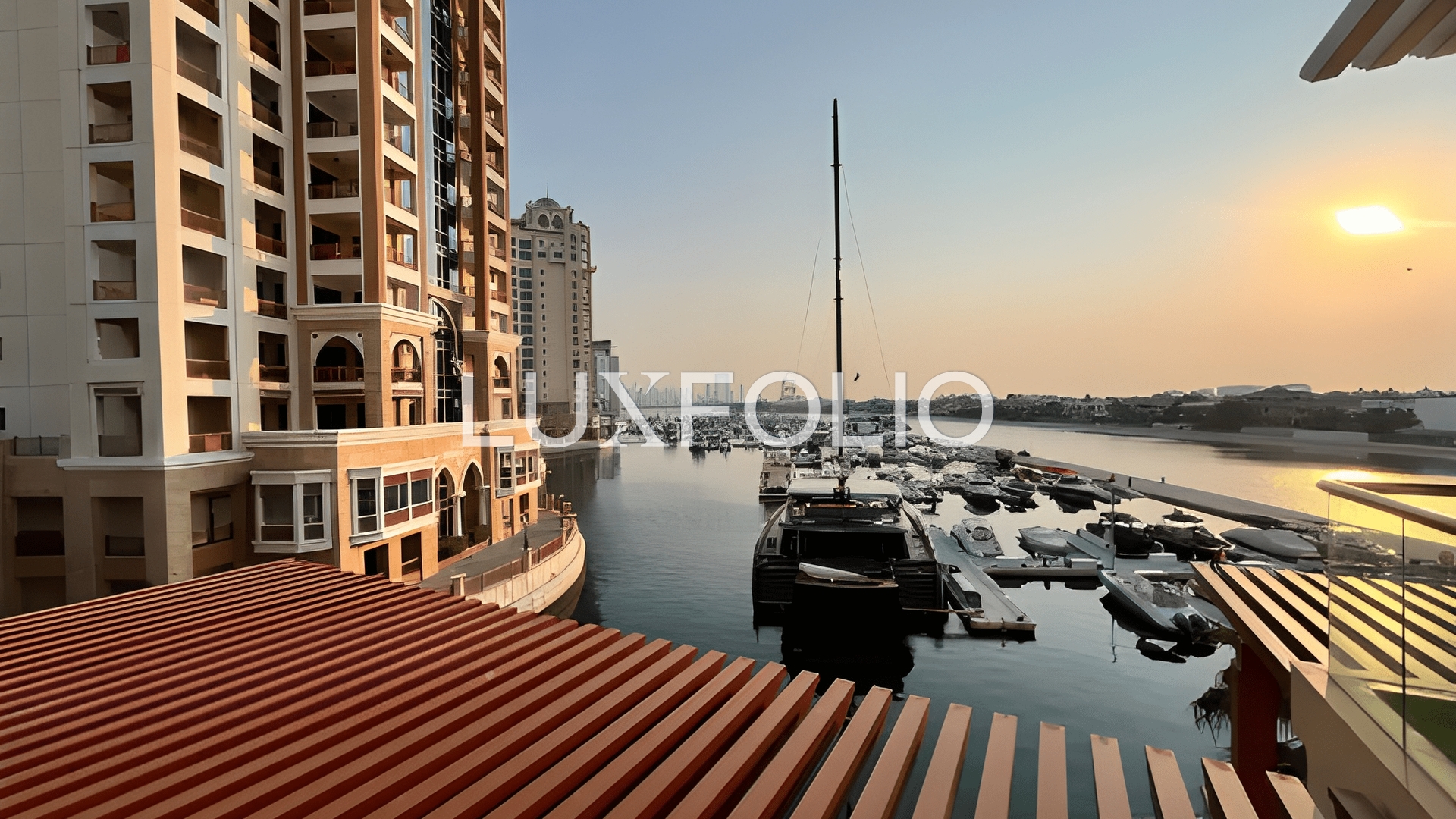 Studio Apartment for rent in Palm Jumeirah at 77,500 AED per year