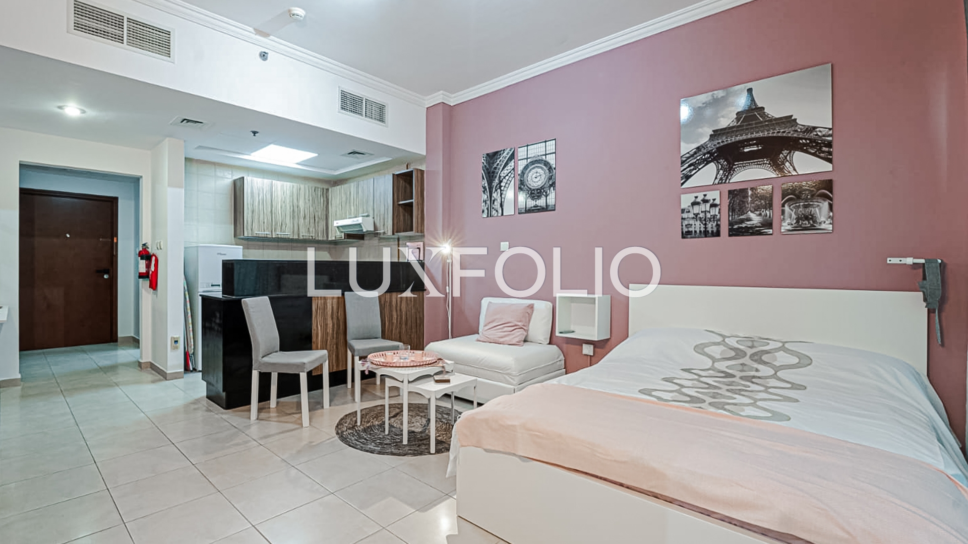 Studio Apartment for rent in Downtown Dubai at 60,000 AED per year