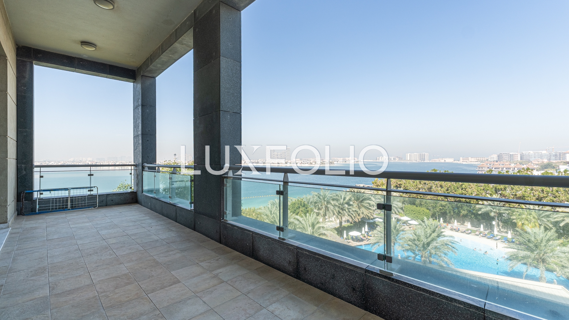 2 bedroom Apartment for sale in Palm Jumeirah at 6,650,000 AED