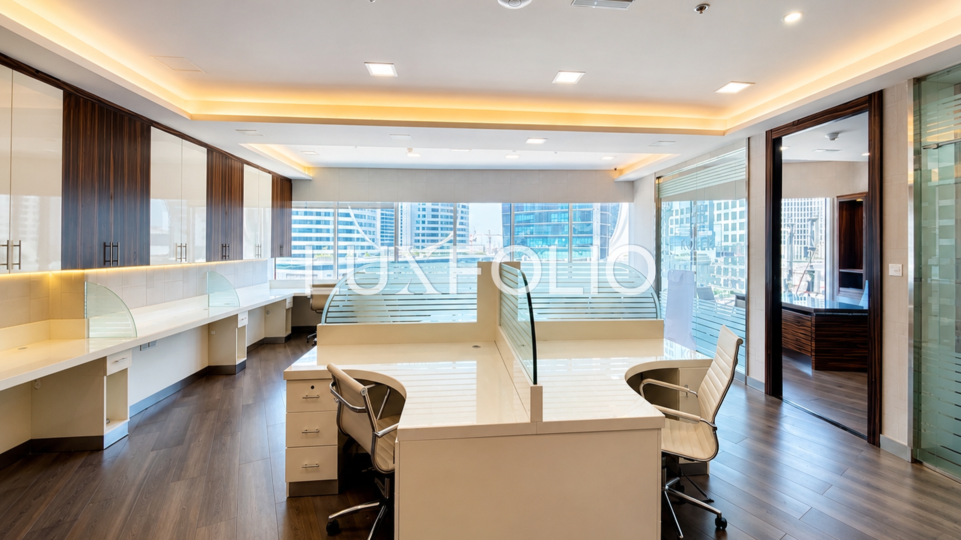 Apartment for rent in Location not specified at 150,000 AED per year