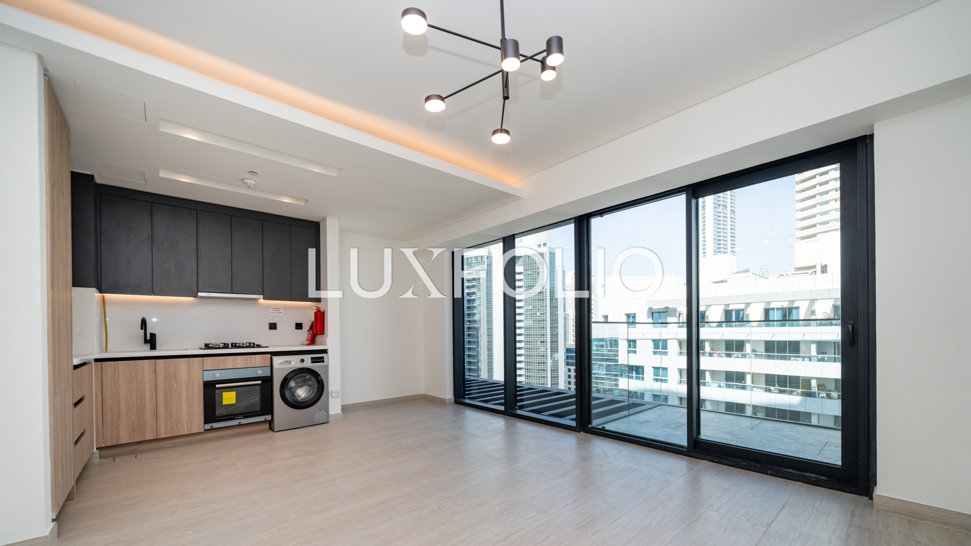 1 bedroom Apartment for rent in Dubai Marina at 120,000 AED per year