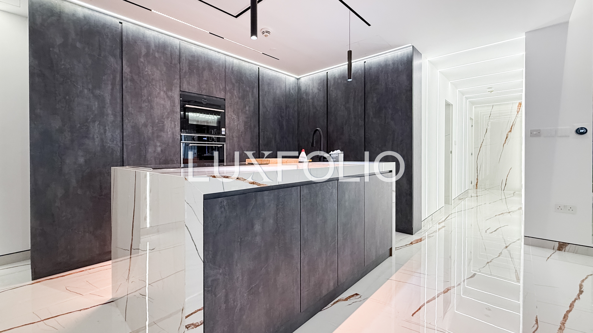 2 bedroom Apartment for rent in Jumeirah Beach Residence at 180,000 AED per year