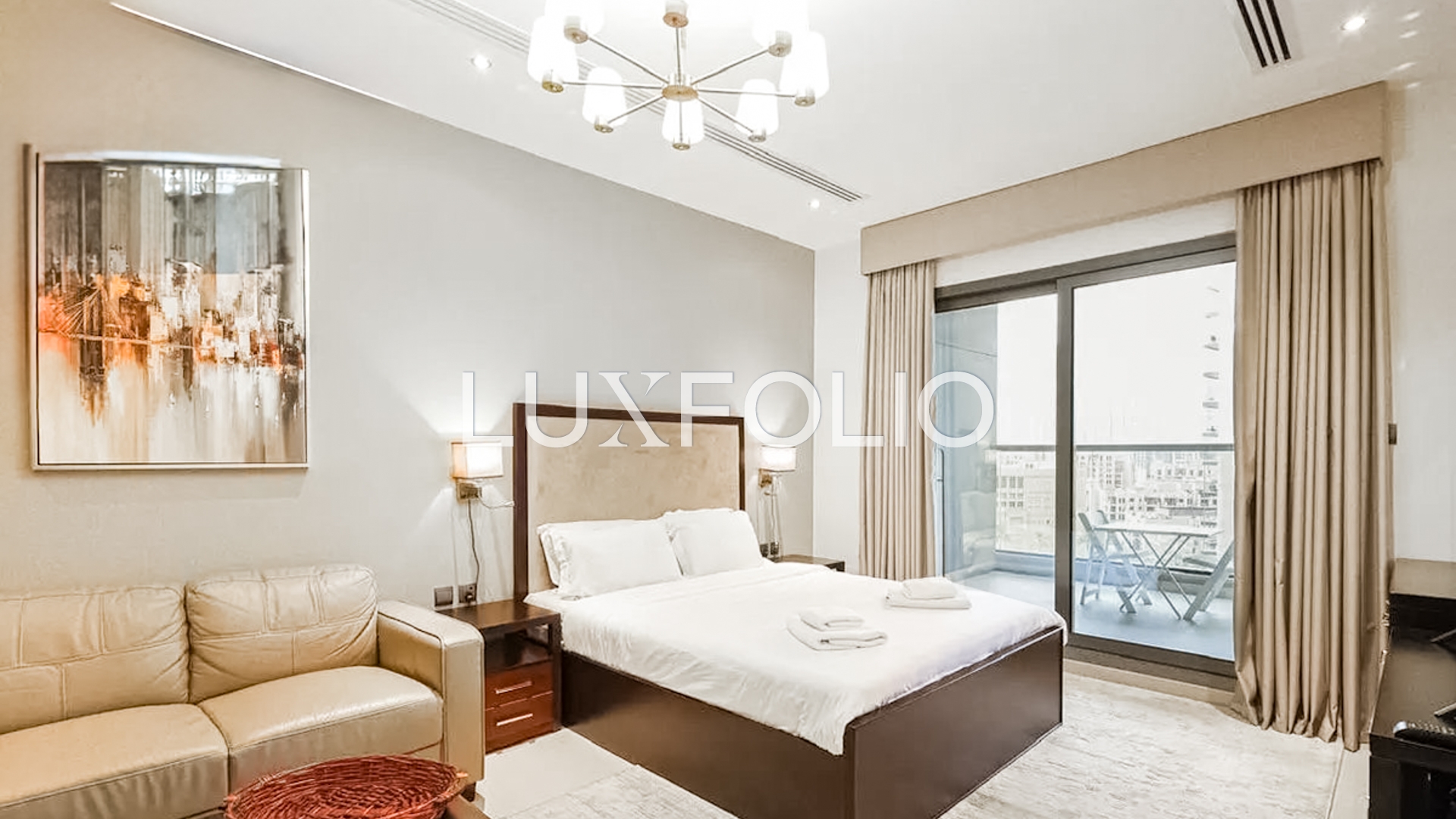 Studio Apartment for sale in Downtown Dubai at 1,200,000 AED