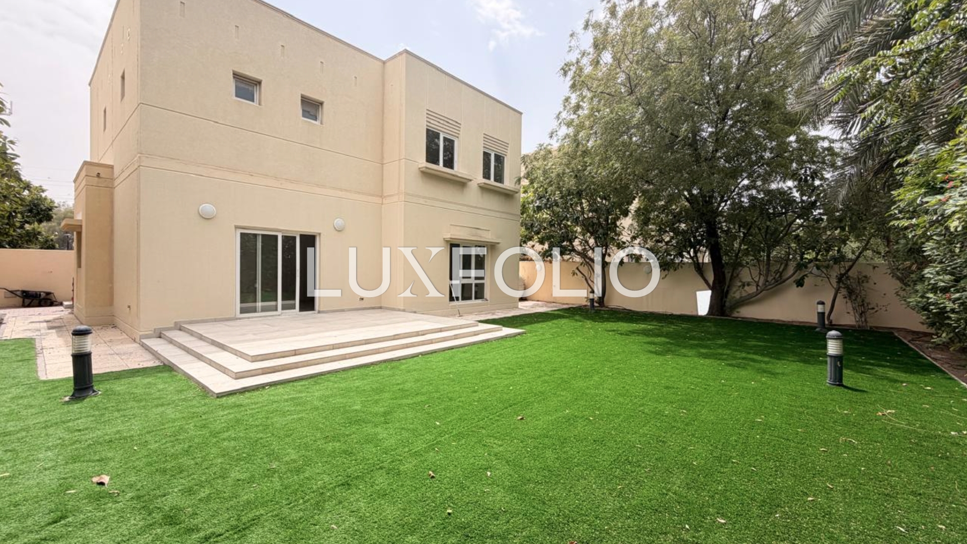 3 bedroom Apartment for rent in Meadows at 325,000 AED per year