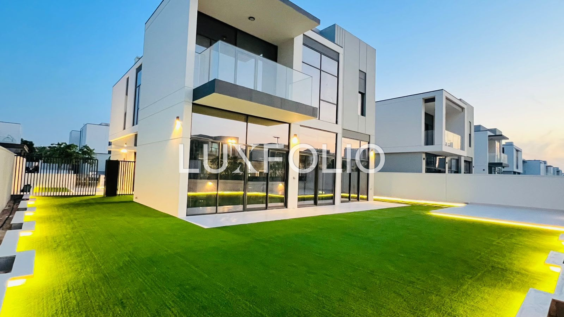 4 bedroom Apartment for rent in Al Furjan at 365,000 AED per year