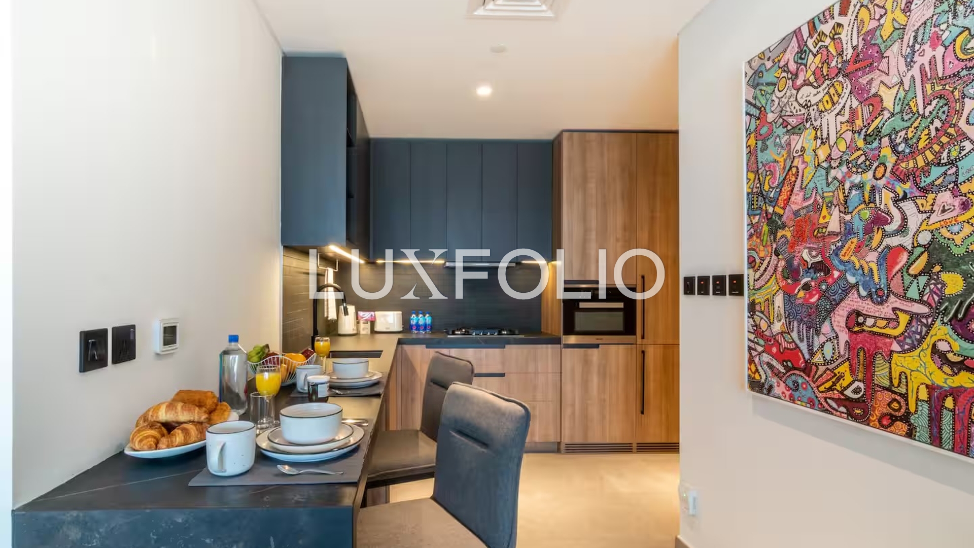 Studio Apartment for sale in Downtown Dubai at 1,500,000 AED