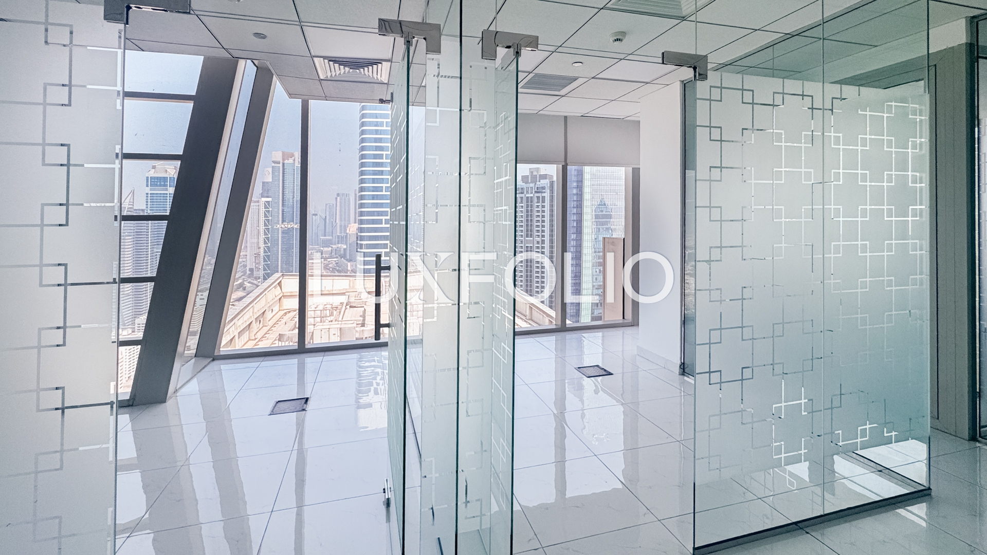 Apartment for rent in Location not specified at 475,250 AED per year