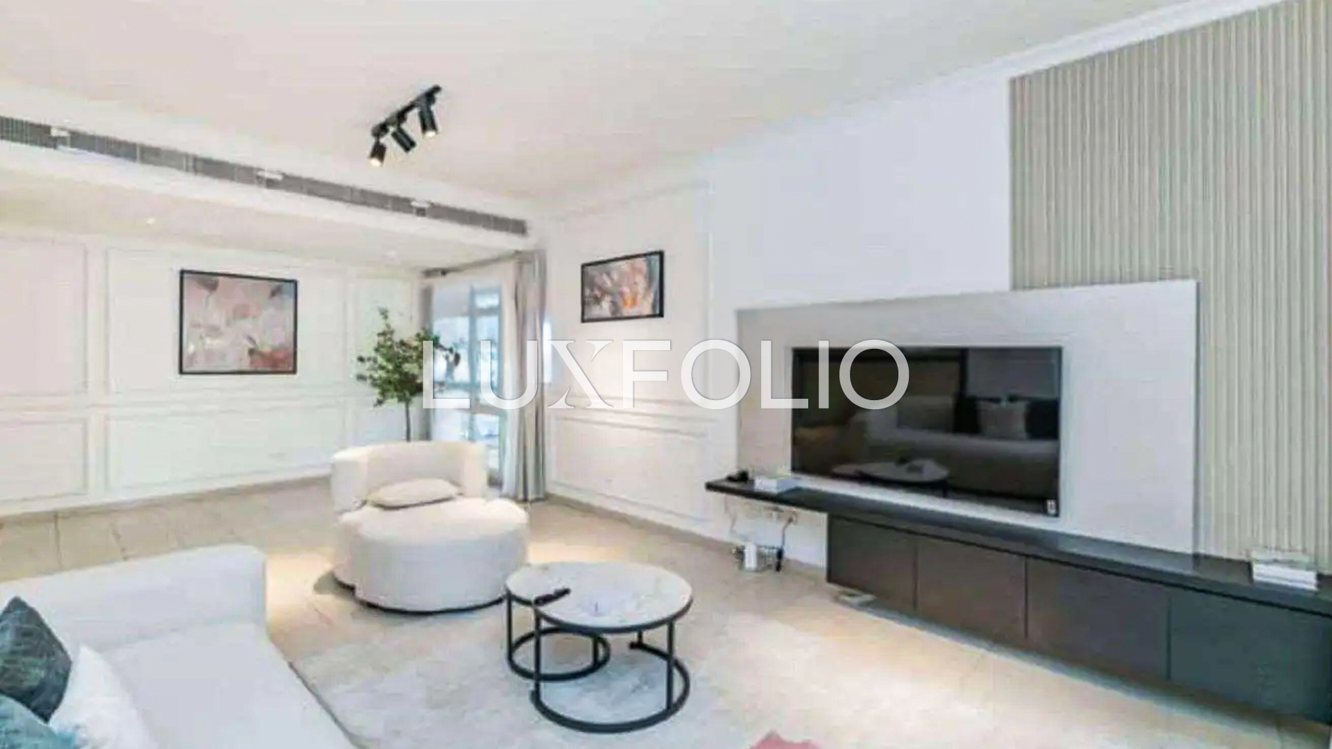 5 bedroom Apartment for rent in Meadows at 495,000 AED per year