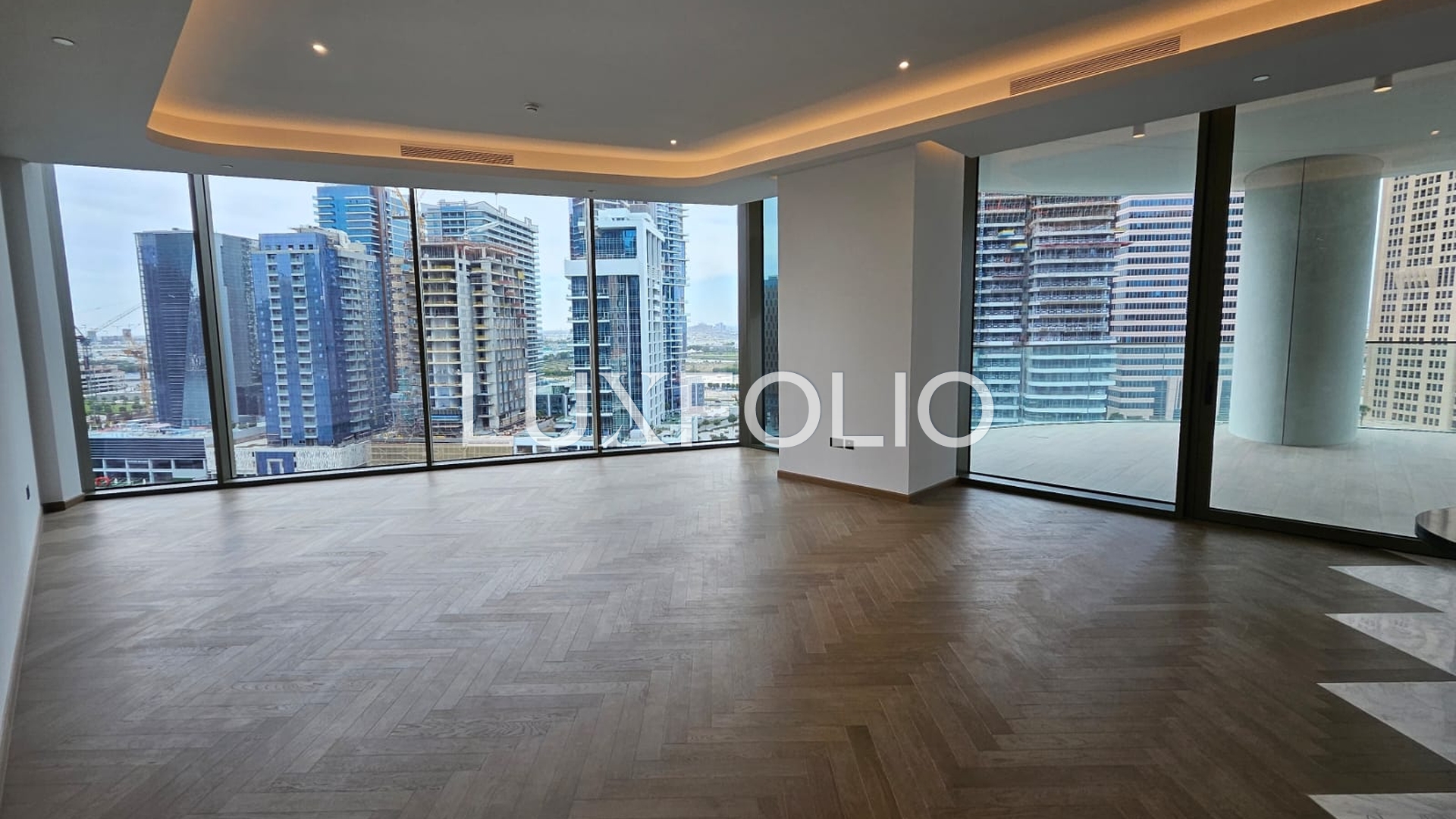 3 bedroom Apartment for sale in Business Bay at 13,500,000 AED