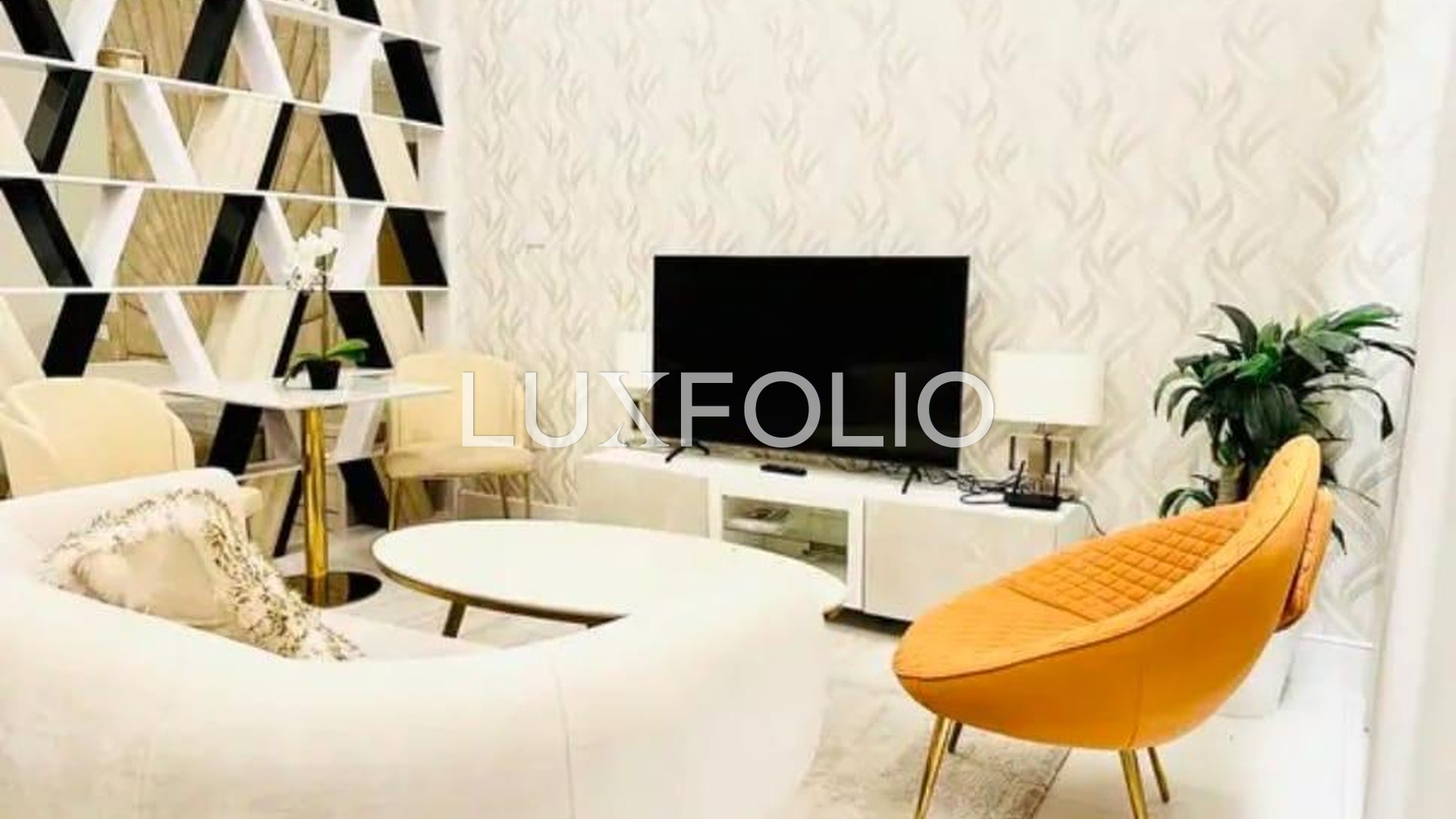 Studio Apartment for sale in Business Bay at 1,550,000 AED