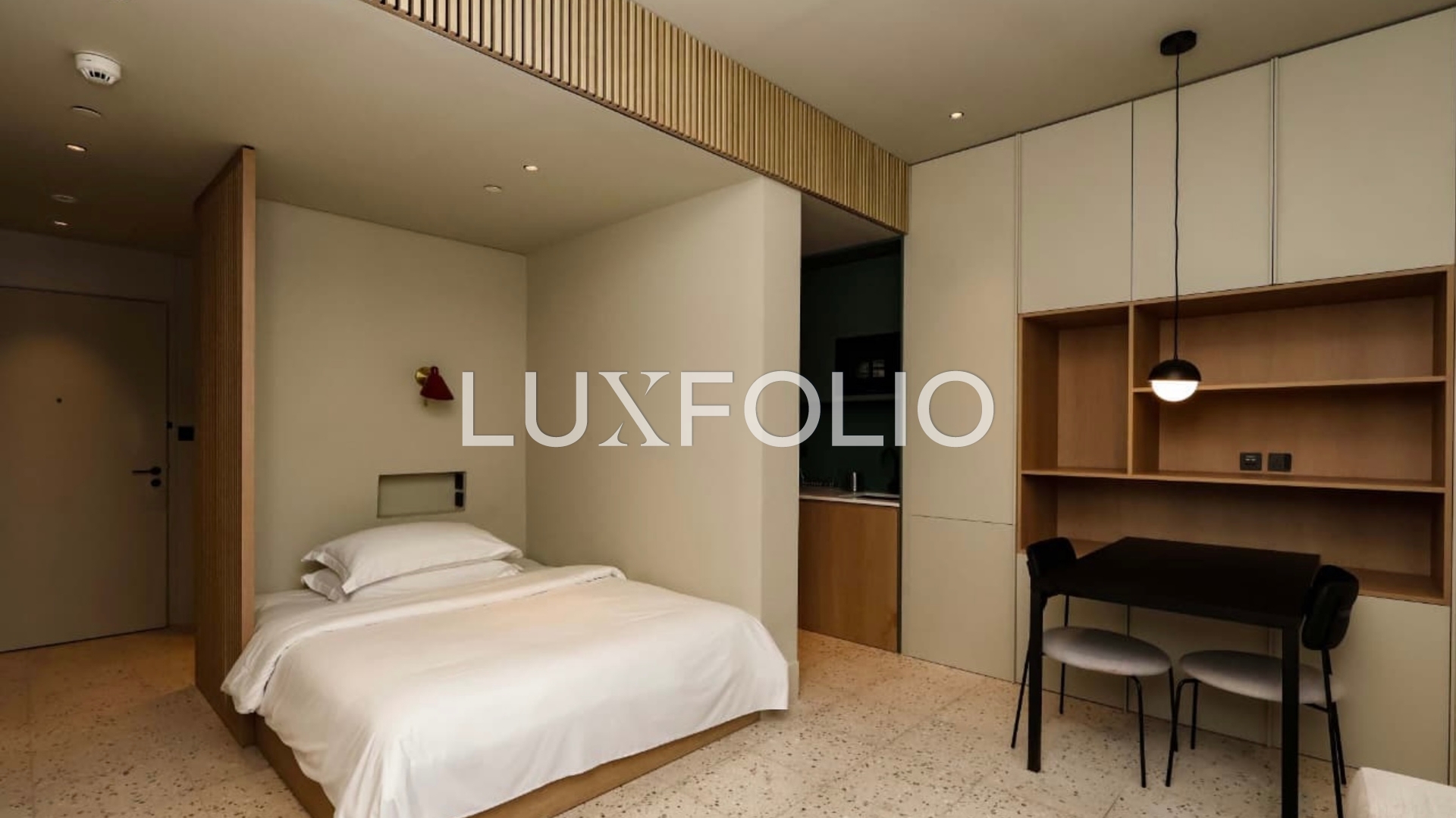 Studio Apartment for sale in Business Bay at 1,150,000 AED
