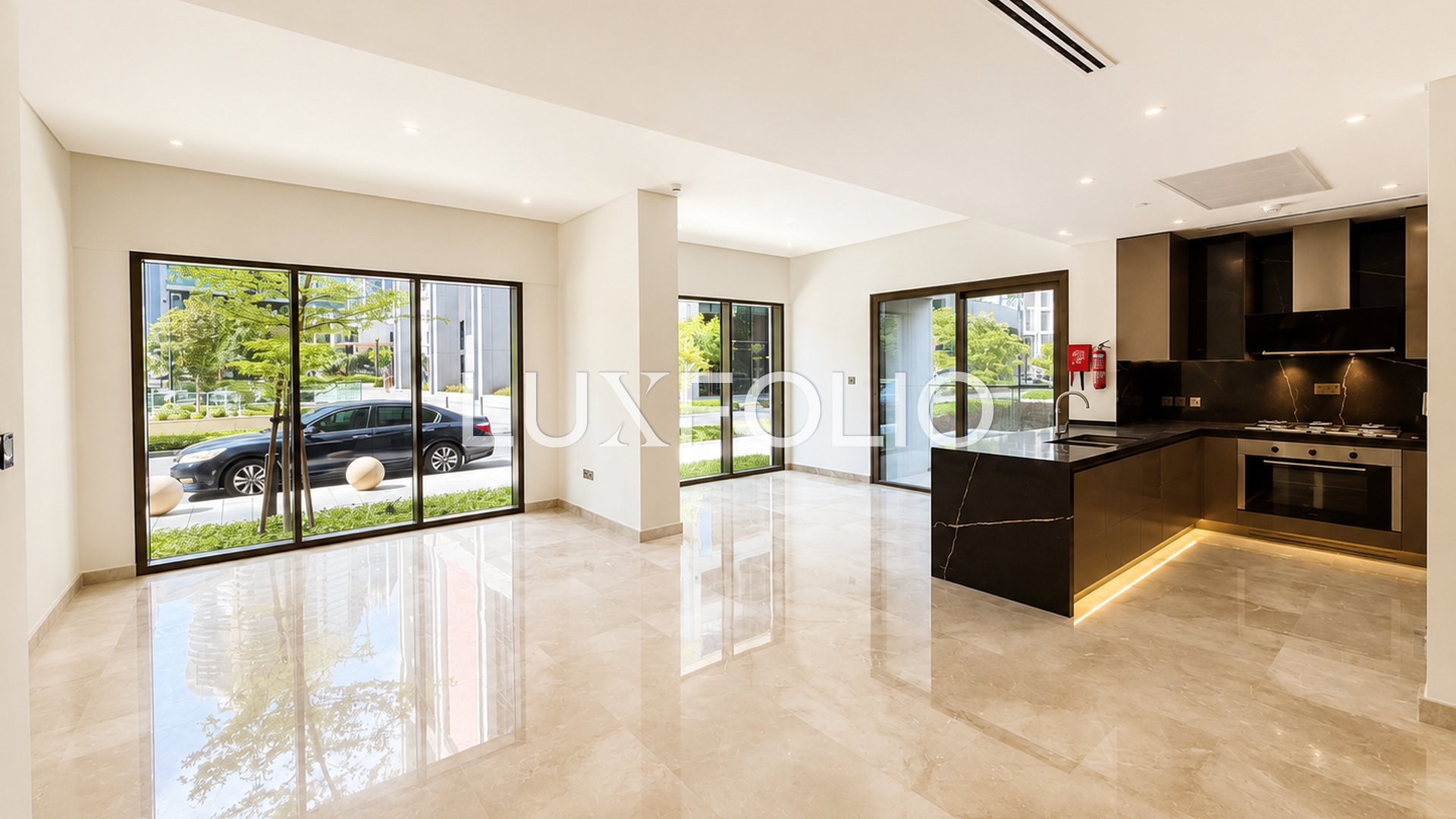 3 bedroom Apartment for rent in Business Bay at 350,000 AED per year