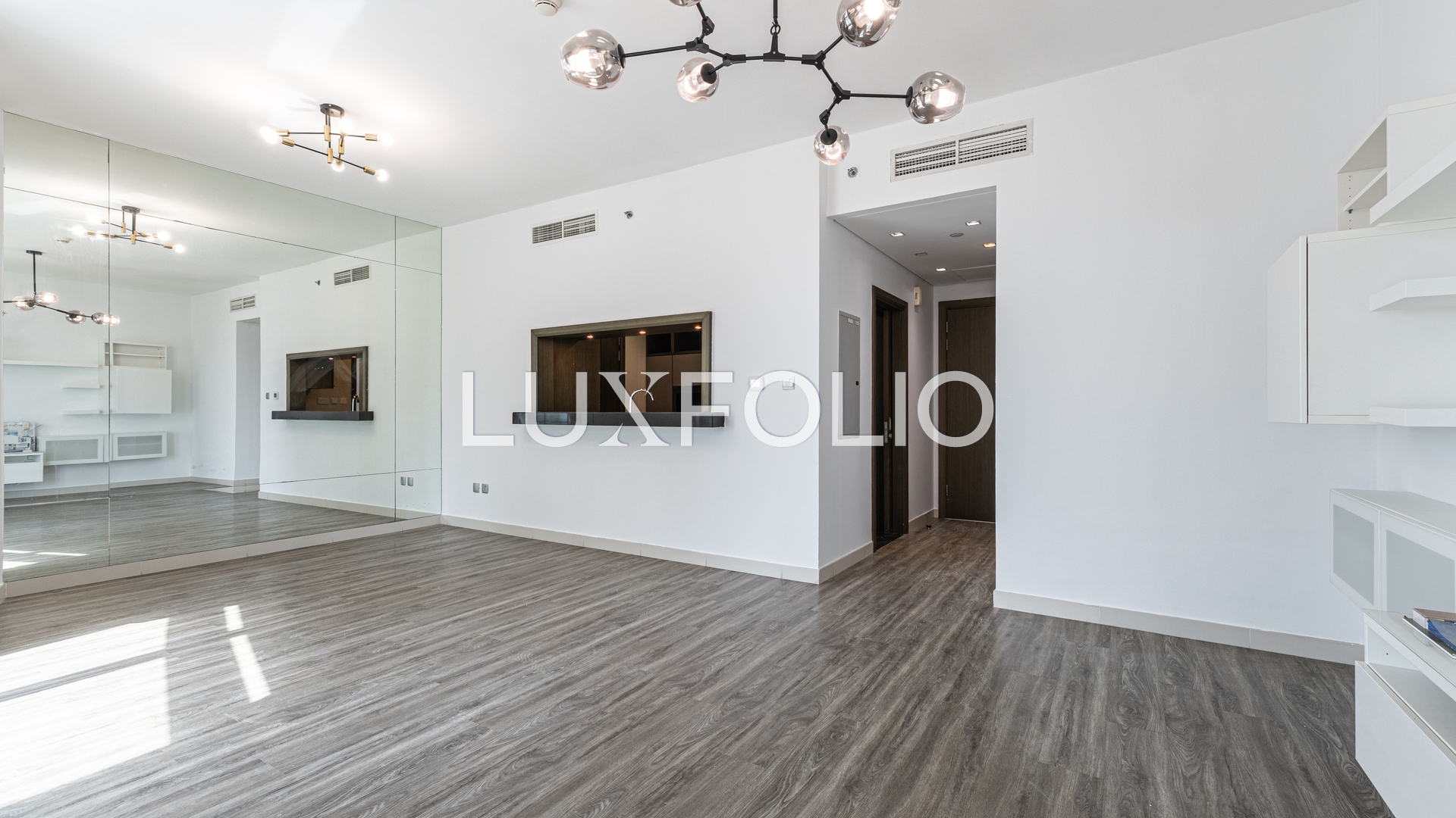 2 bedroom Apartment for rent in Downtown Dubai at 140,000 AED per year