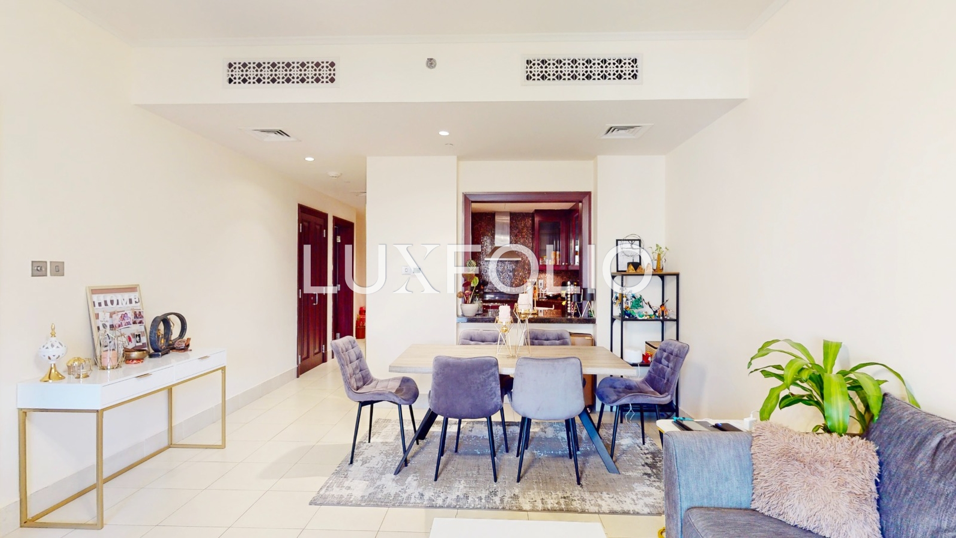 2 bedroom Apartment for sale in Old Town at 3,150,000 AED
