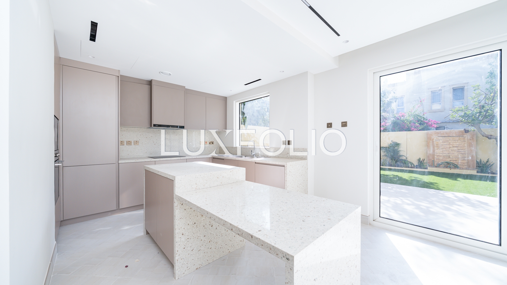 2 bedroom Apartment for sale in The Springs at 4,350,000 AED