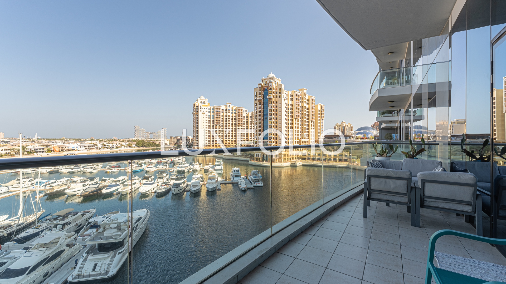 3 bedroom Apartment for sale in Palm Jumeirah at 9,200,000 AED
