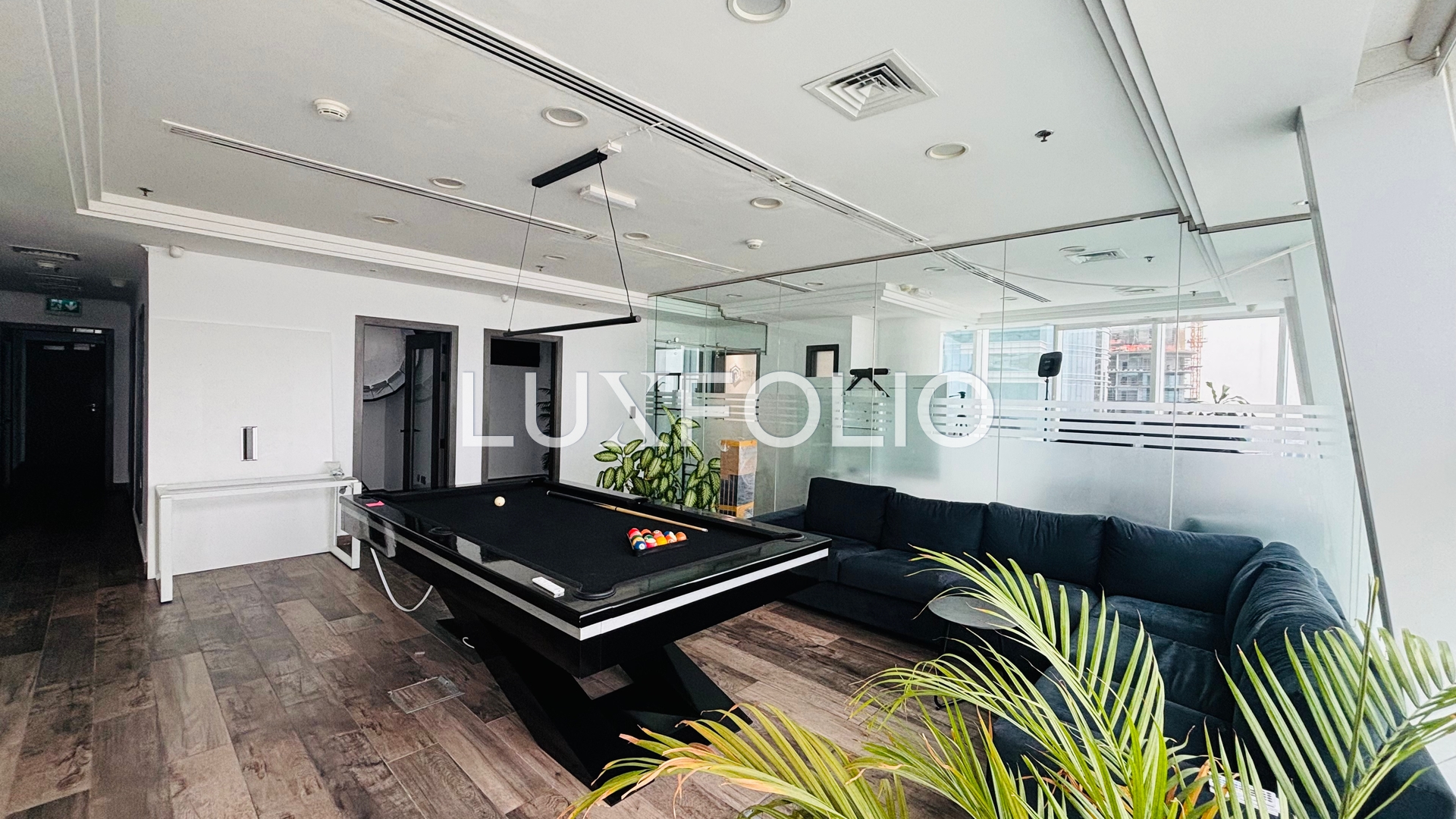 Apartment for rent in Location not specified at 600,000 AED per year