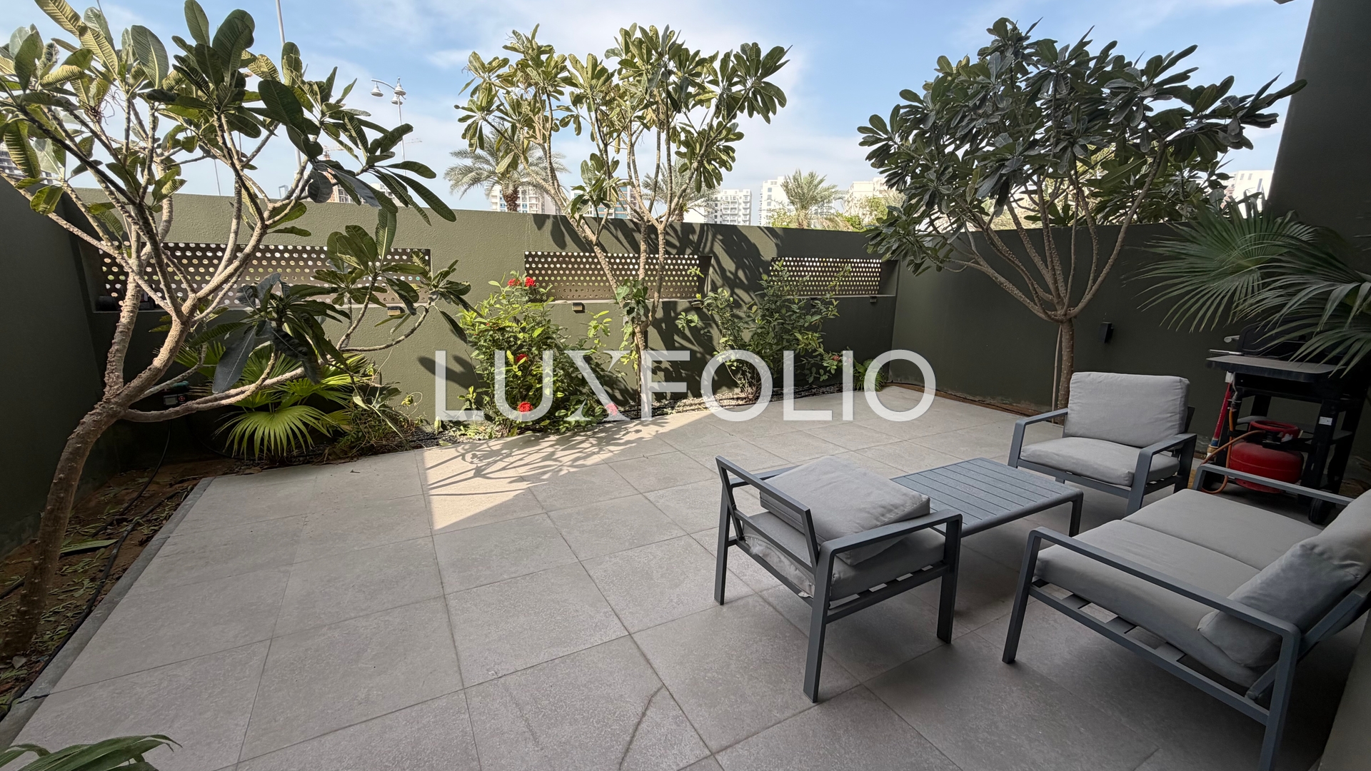 4 bedroom Apartment for rent in Al Furjan at 240,000 AED per year