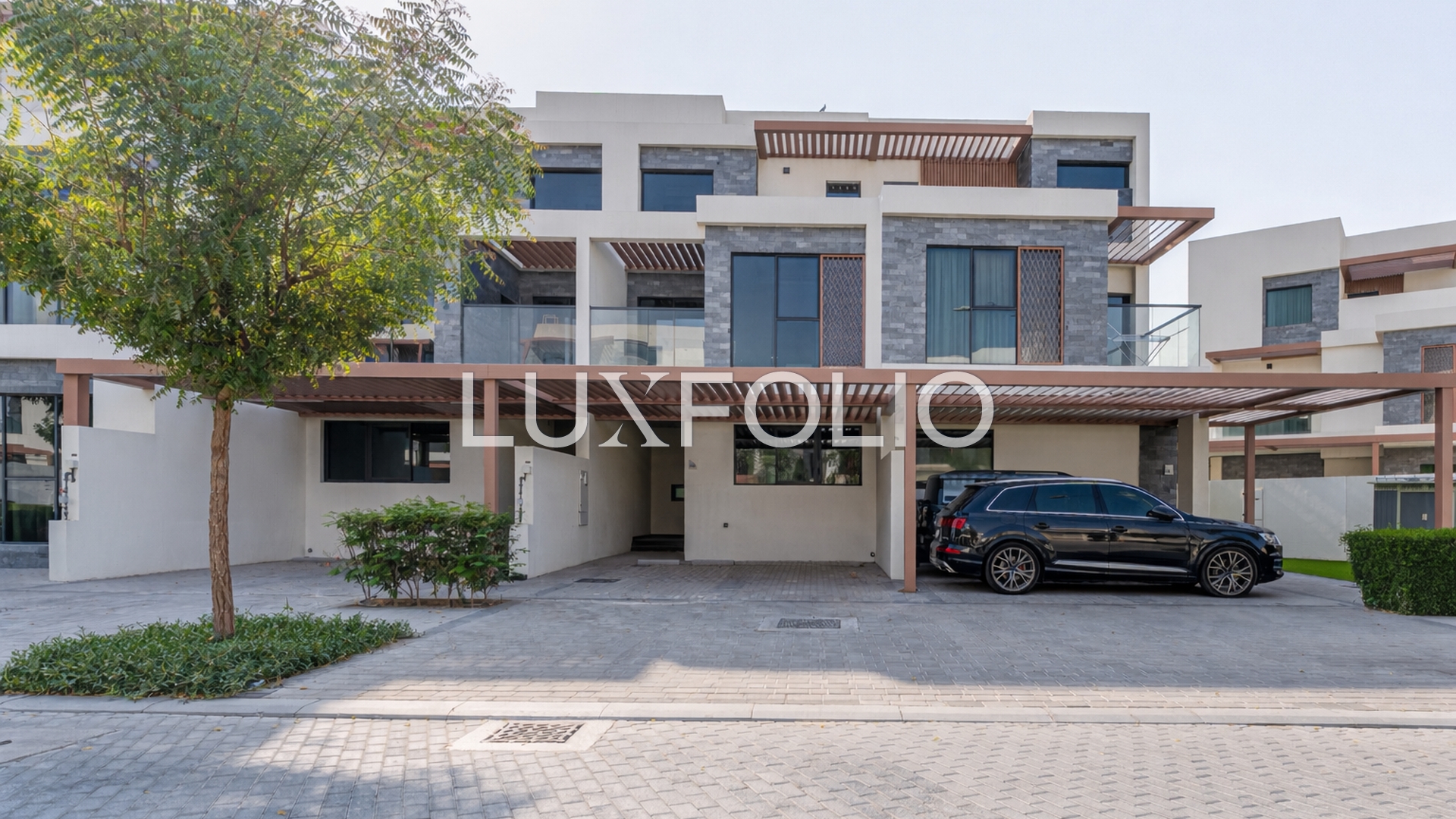 5 bedroom Apartment for rent in DAMAC Hills at 240,000 AED per year