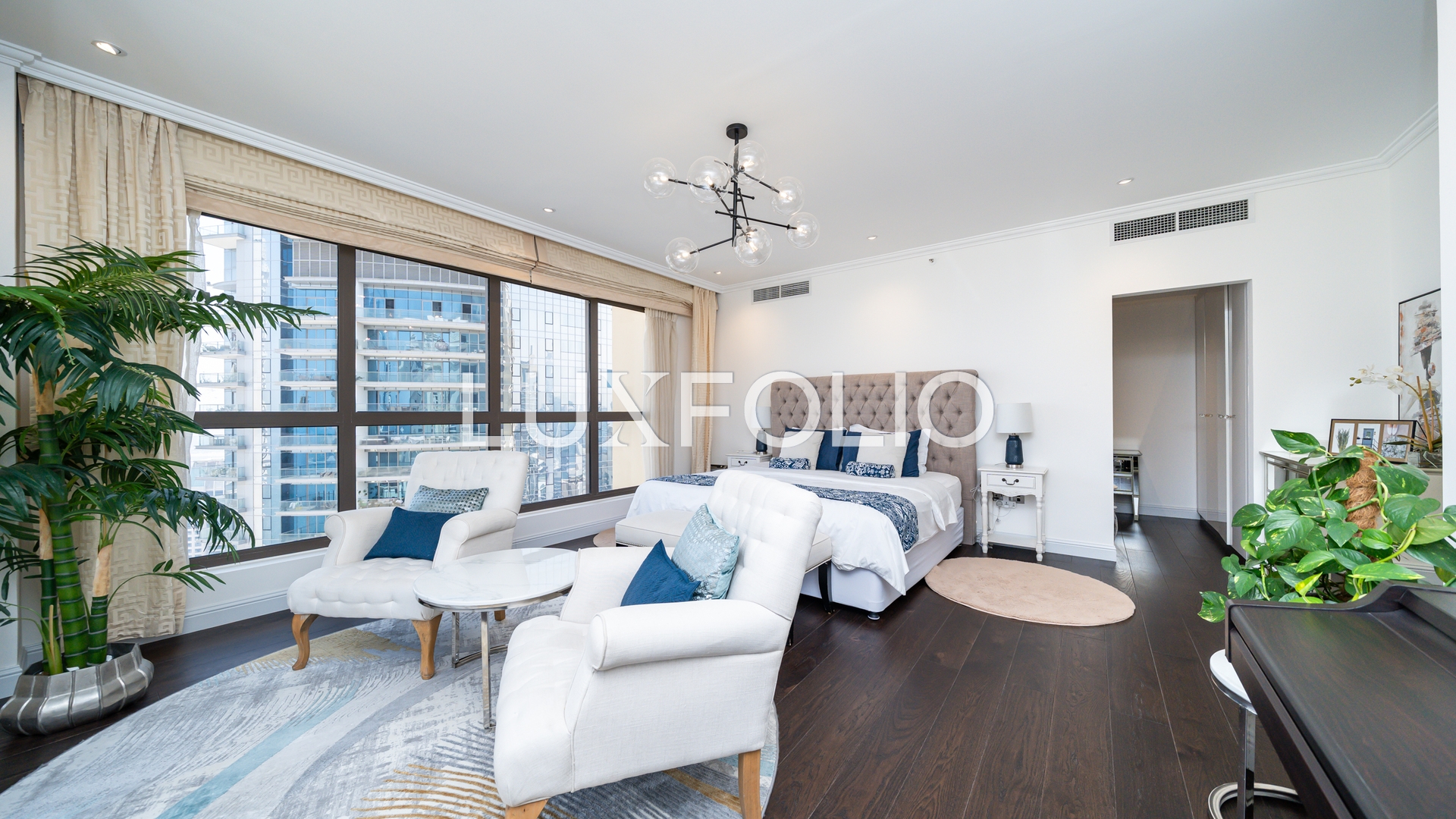 4 bedroom Apartment for rent in Jumeirah Beach Residence at 380,000 AED per year