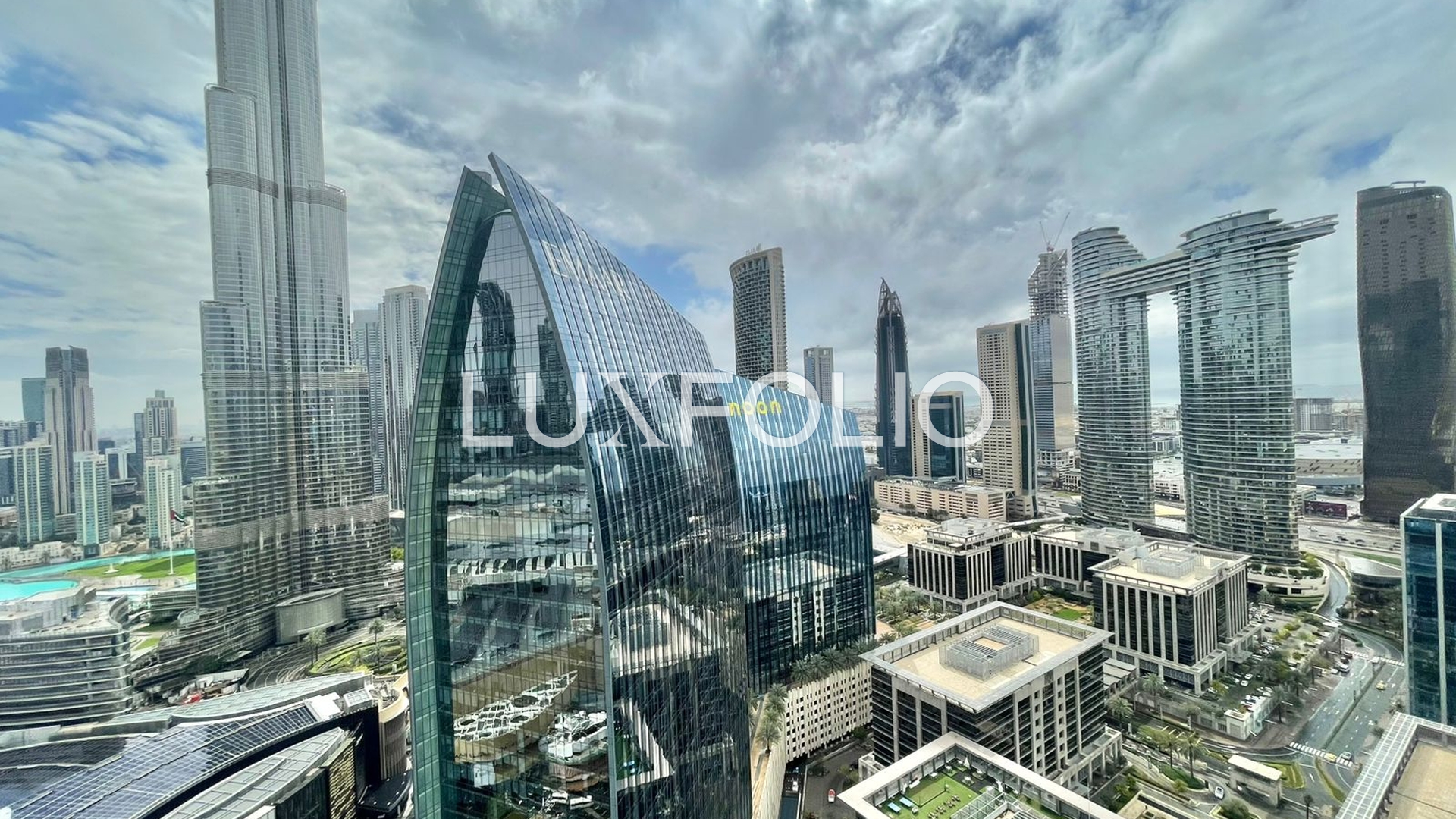 2 bedroom Apartment for rent in Downtown Dubai at 270,000 AED per year