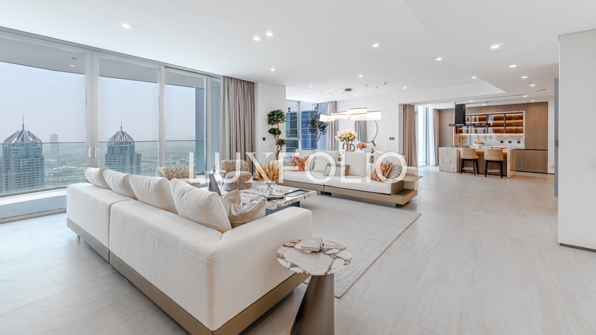 4 bedroom Apartment for rent in Dubai Marina at 1,300,000 AED per year