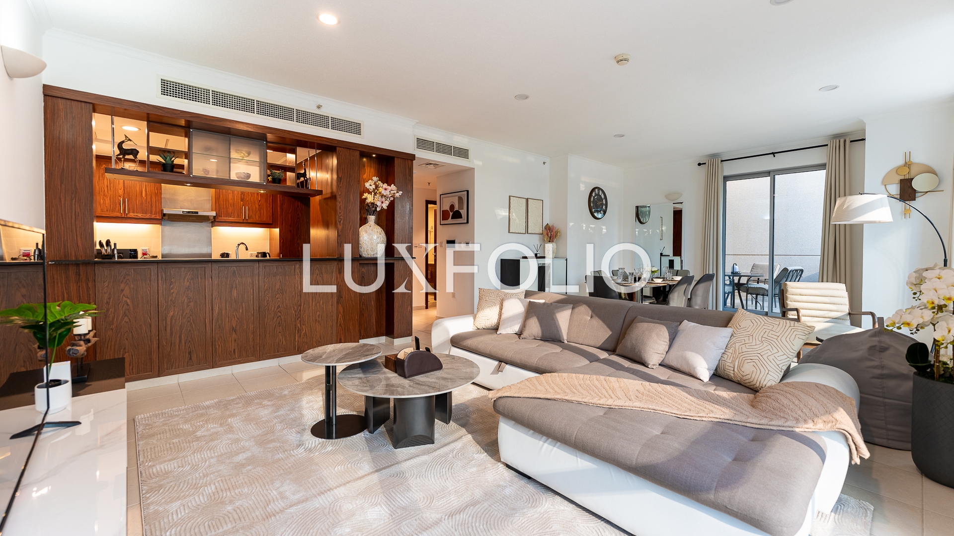 1 bedroom Apartment for sale in Downtown Dubai at 2,500,000 AED