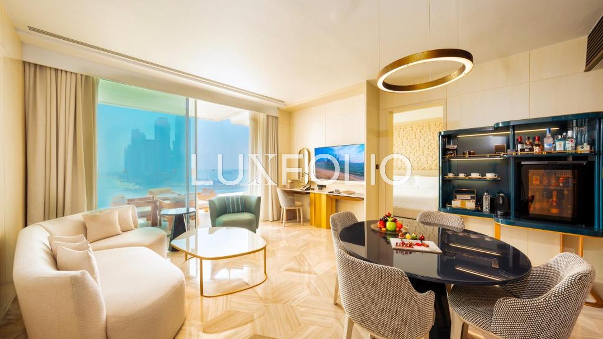 1 bedroom Apartment for sale in Palm Jumeirah at 5,360,000 AED