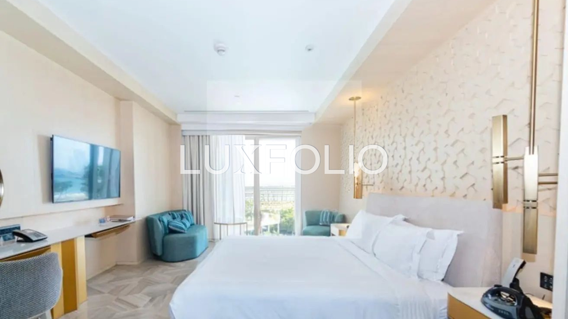 Studio Apartment for sale in Palm Jumeirah at 2,220,000 AED