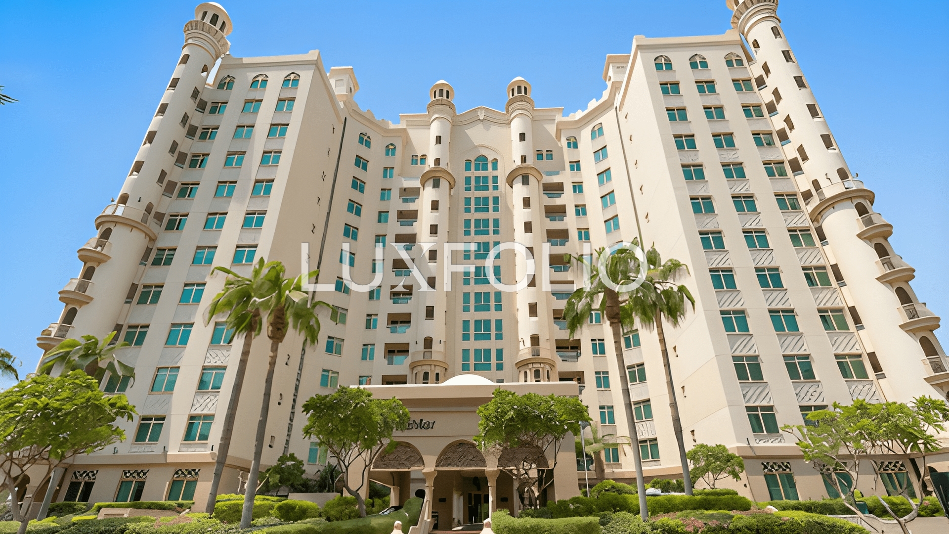3 bedroom Apartment for rent in Palm Jumeirah at 249,999 AED per year
