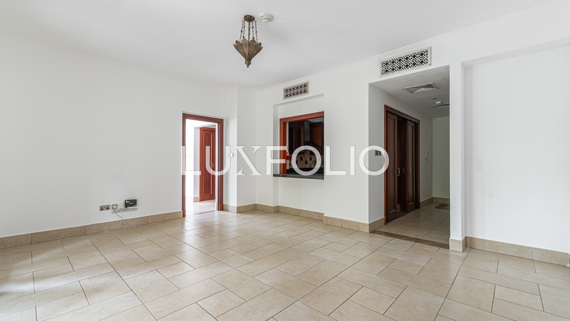 1 bedroom Apartment for rent in Old Town at 125,000 AED per year