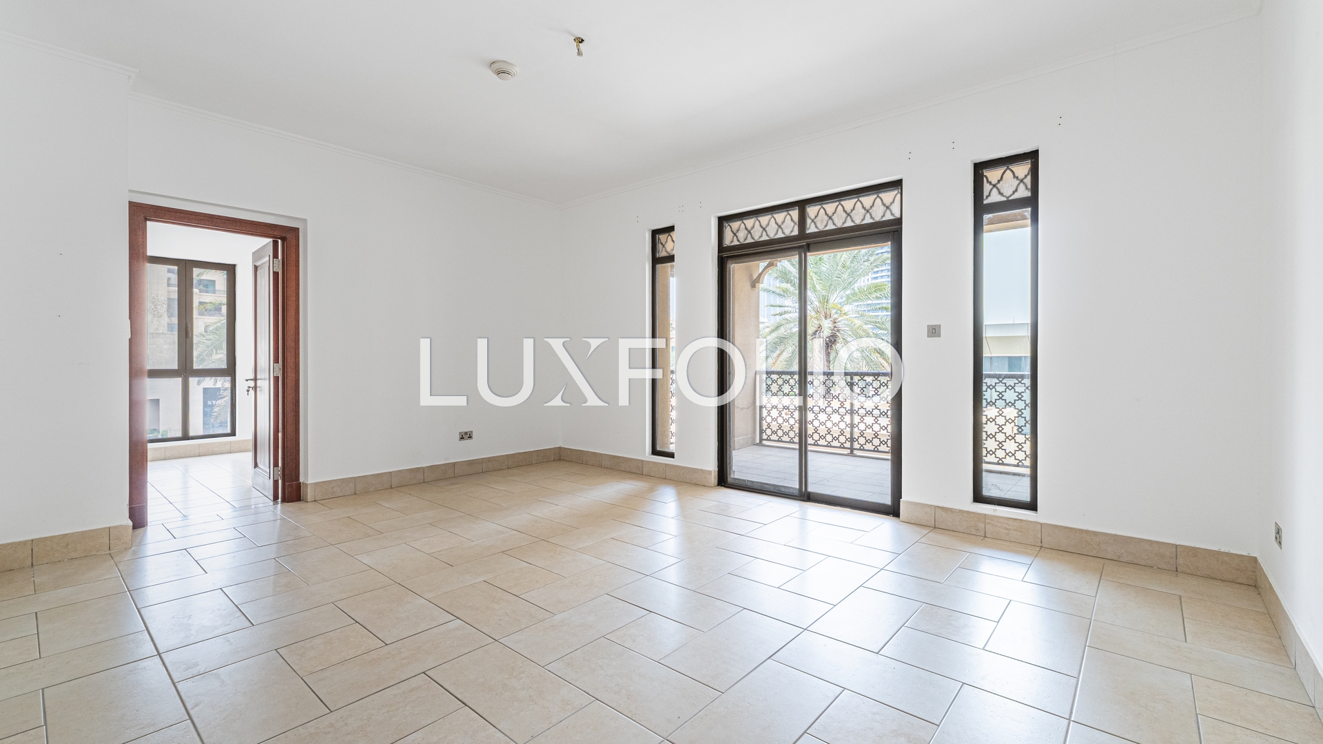 1 bedroom Apartment for rent in Old Town at 125,000 AED per year
