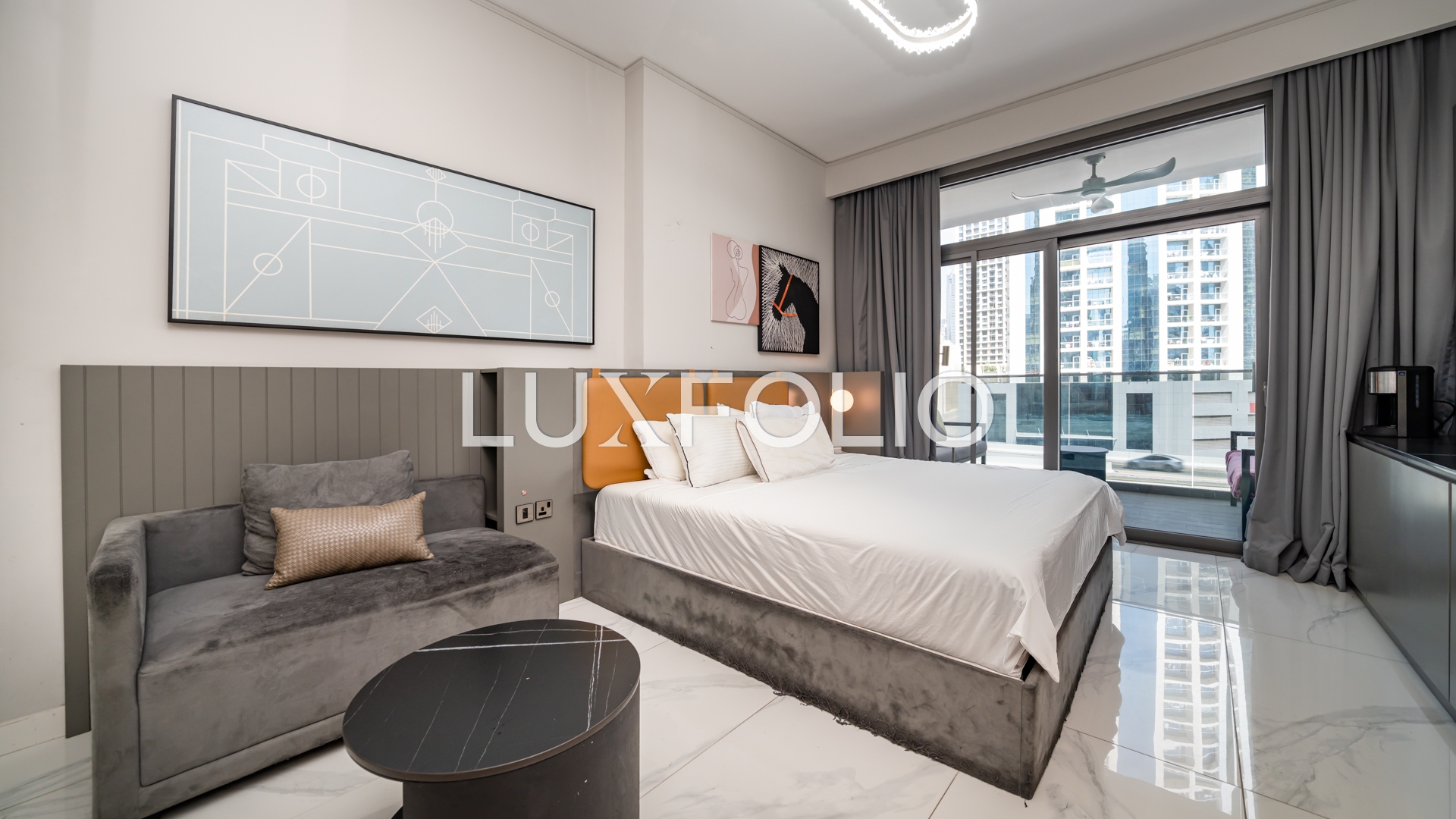 Studio Apartment for sale in Business Bay at 1,020,000 AED