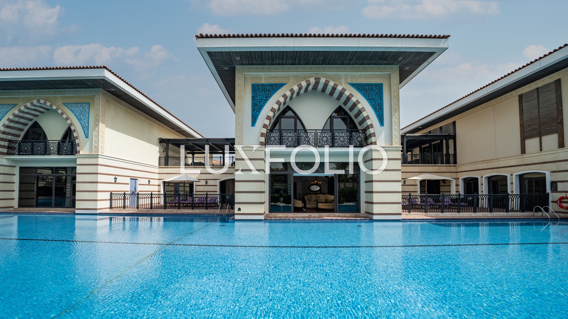 4 bedroom Apartment for rent in Palm Jumeirah at 1,499,999 AED per year