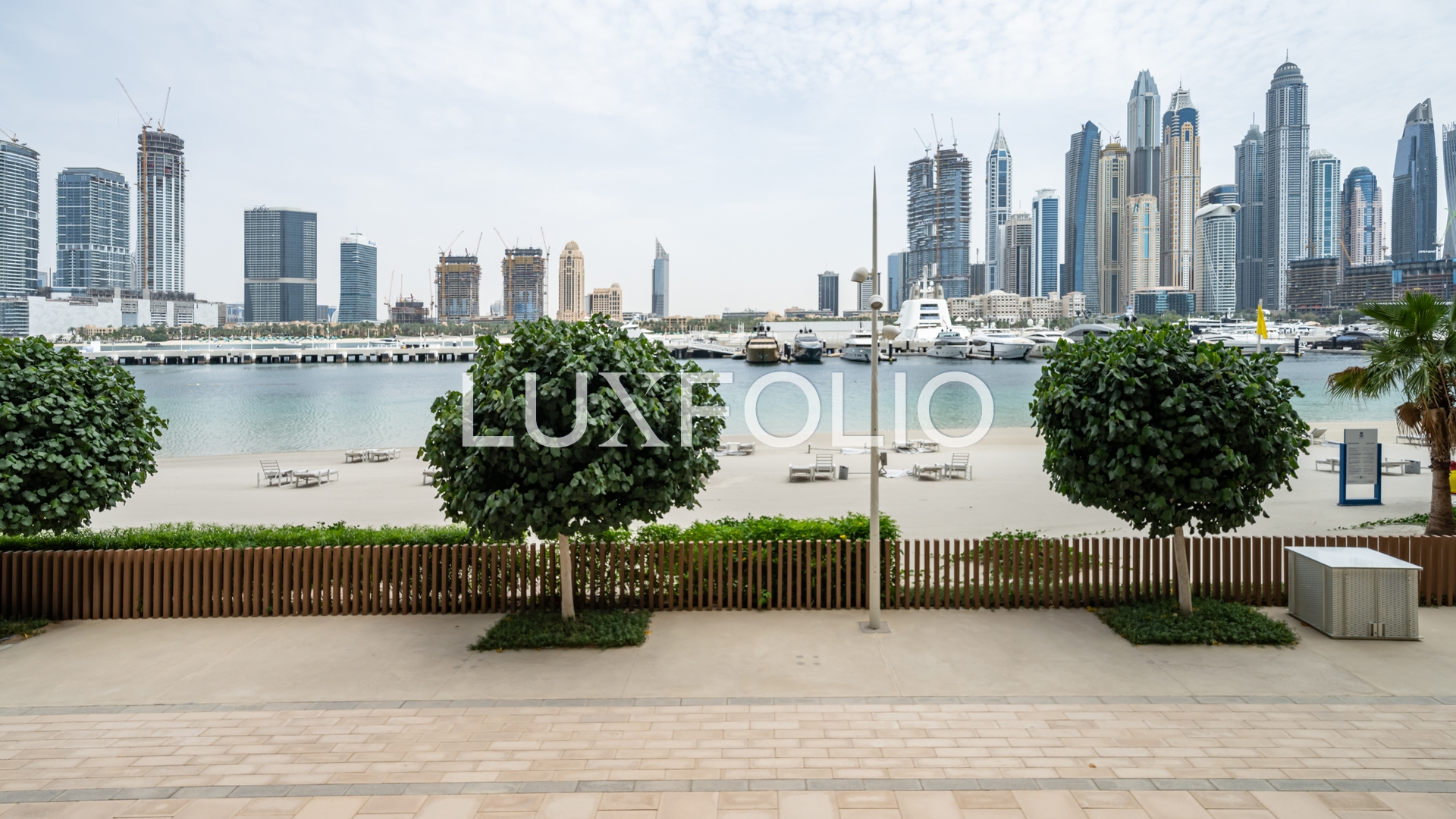3 bedroom Apartment for rent in Dubai Harbour at 400,000 AED per year