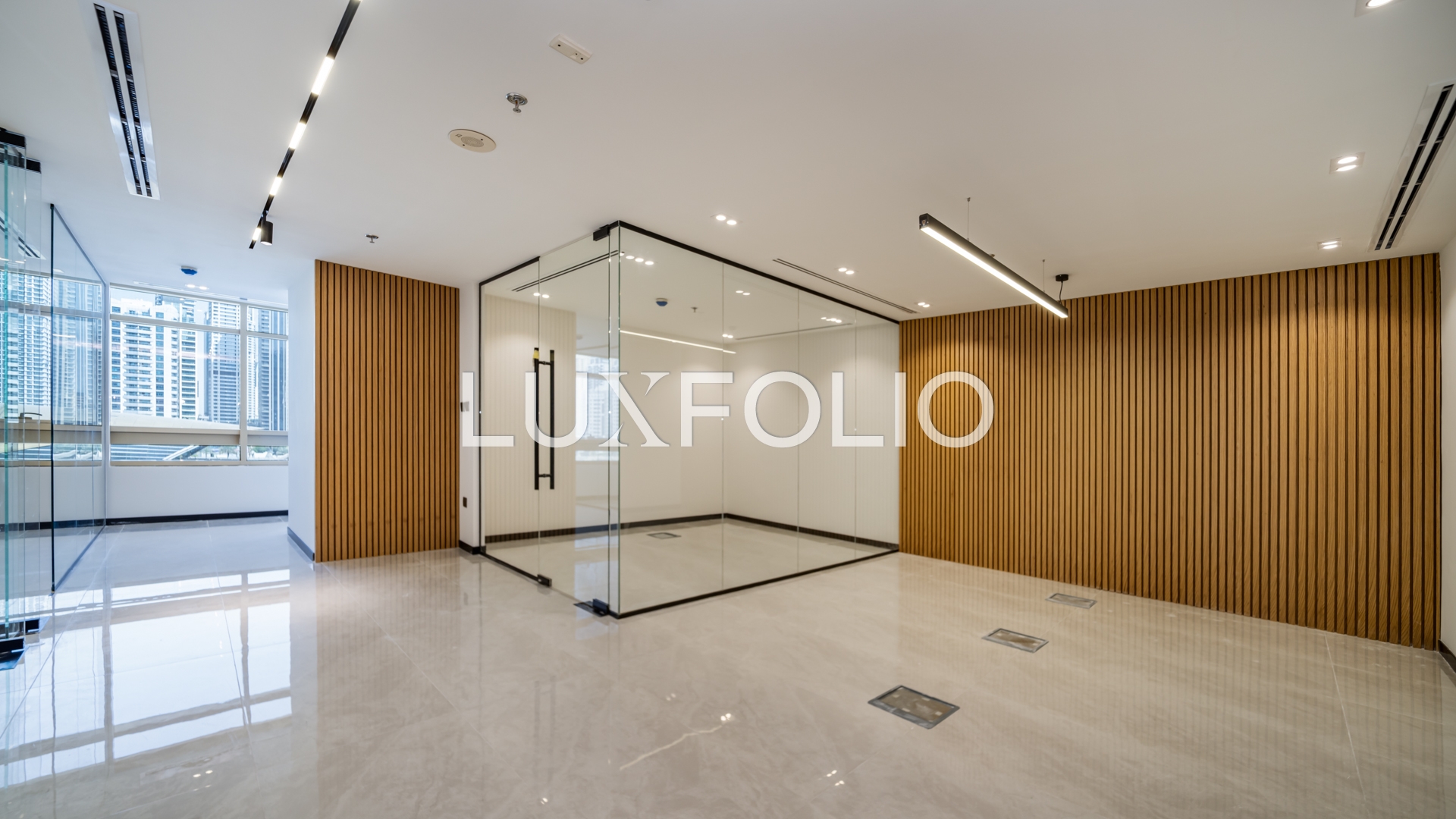 Apartment for rent in Location not specified at 225,000 AED per year