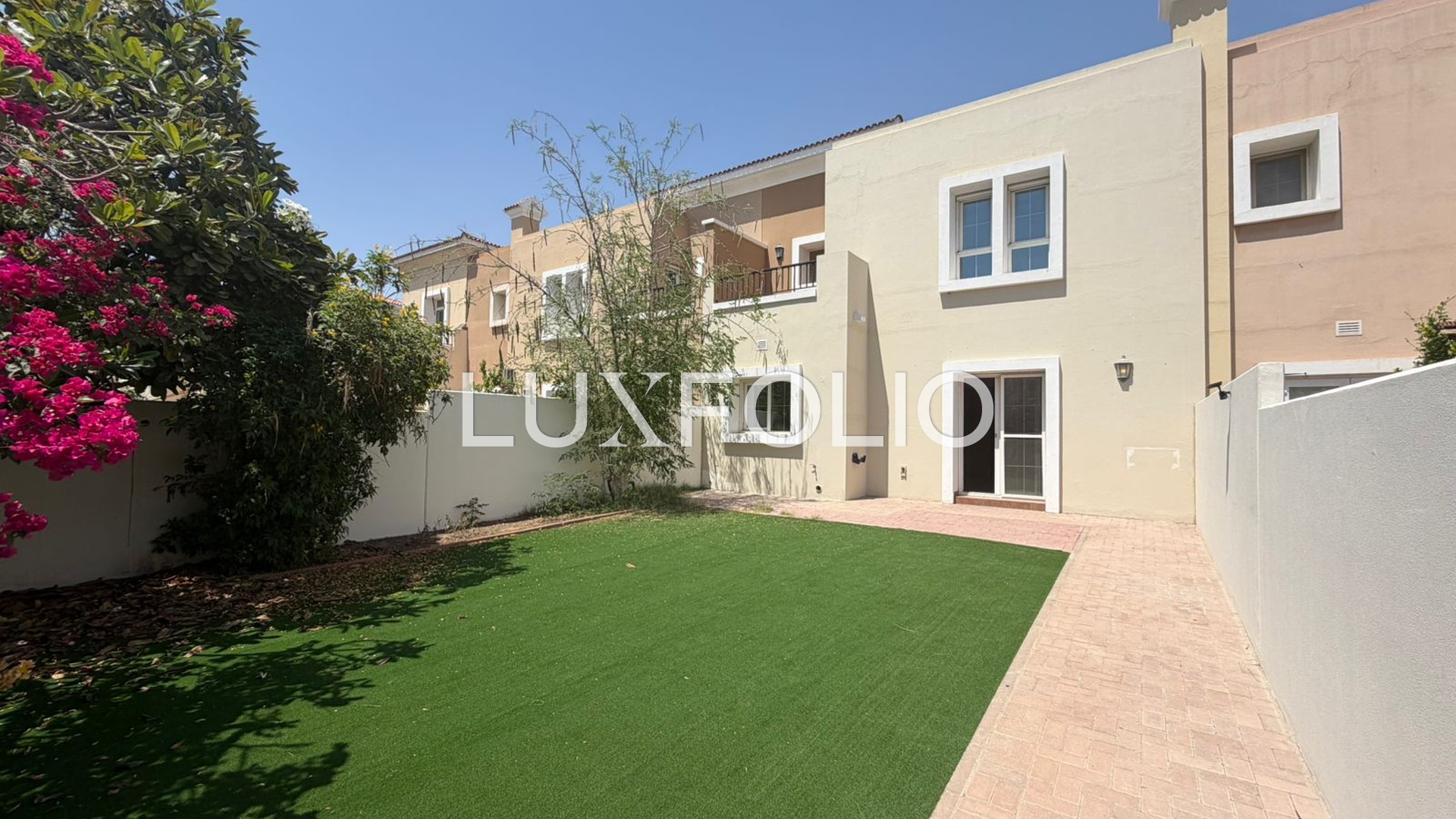3 bedroom Apartment for rent in Arabian Ranches at 200,000 AED per year