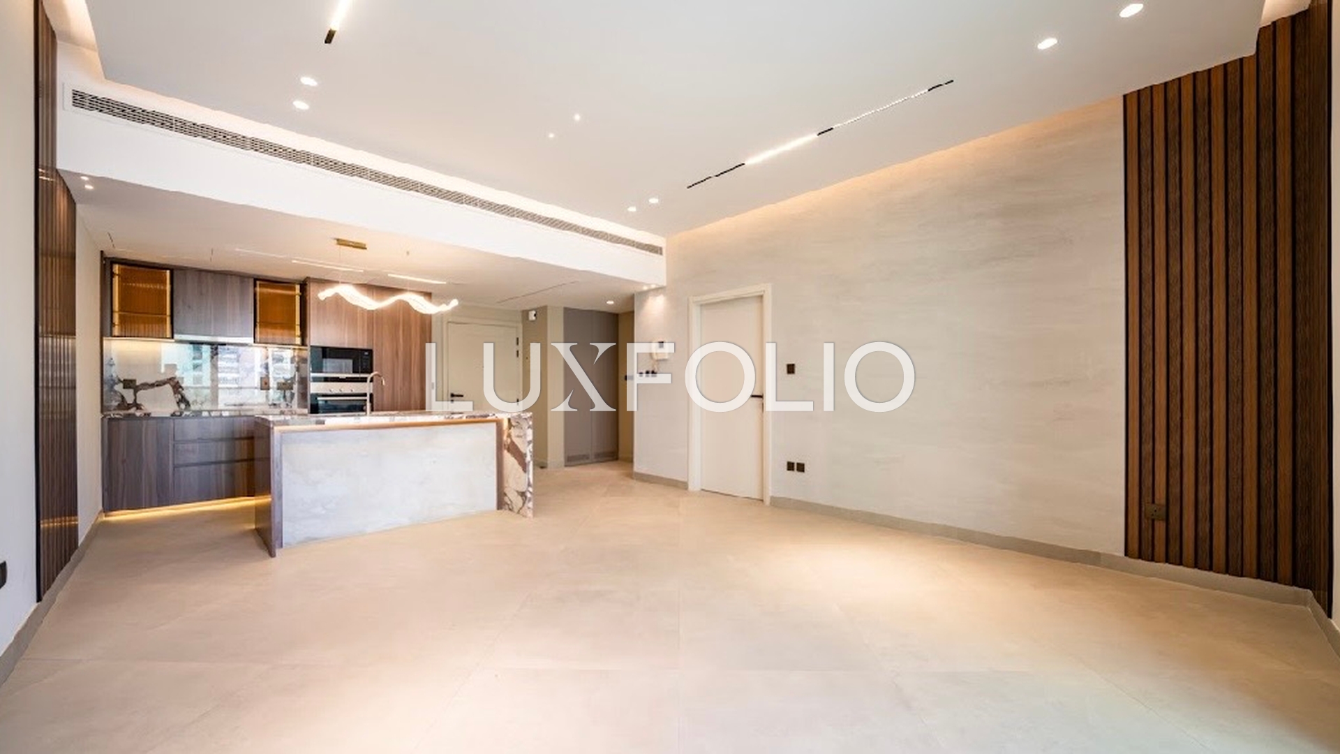 1 bedroom Apartment for rent in Greens at 110,000 AED per year