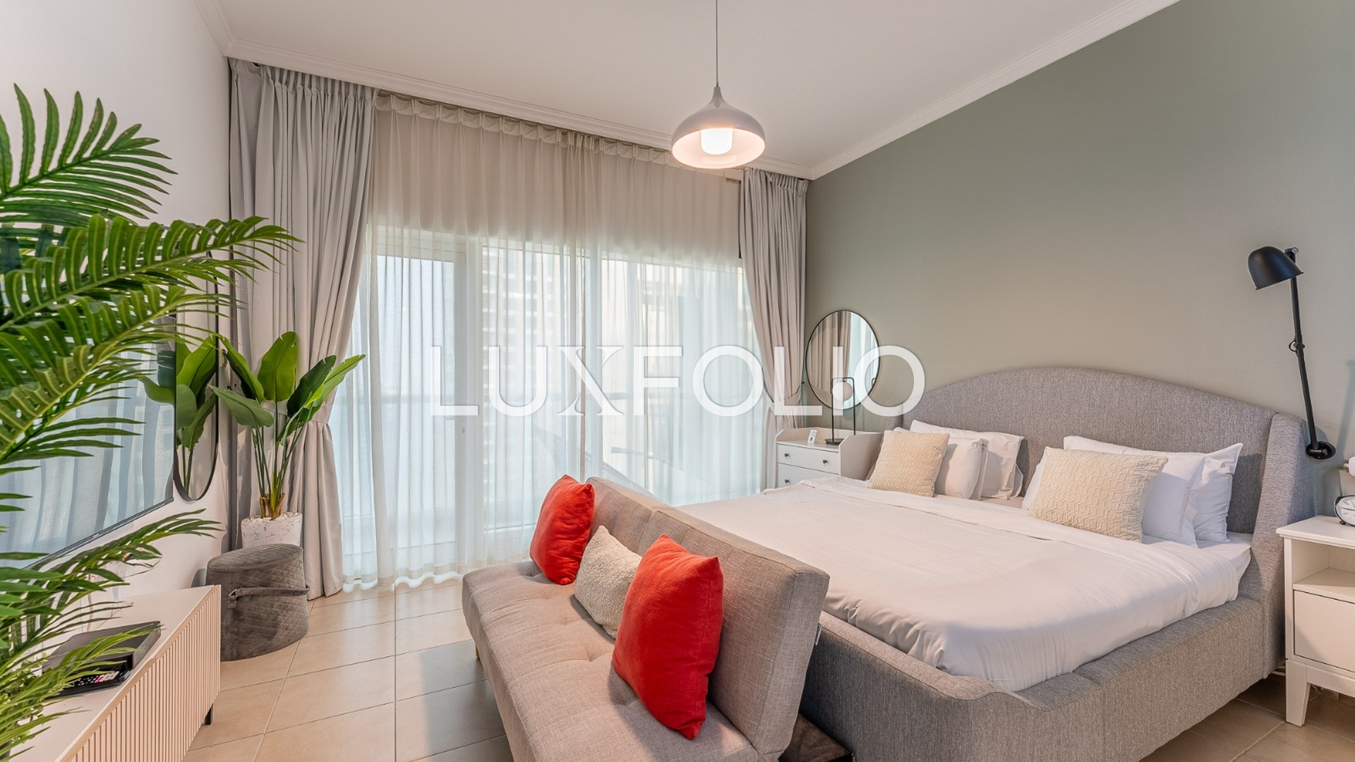 Studio Apartment for sale in Downtown Dubai at 920,000 AED