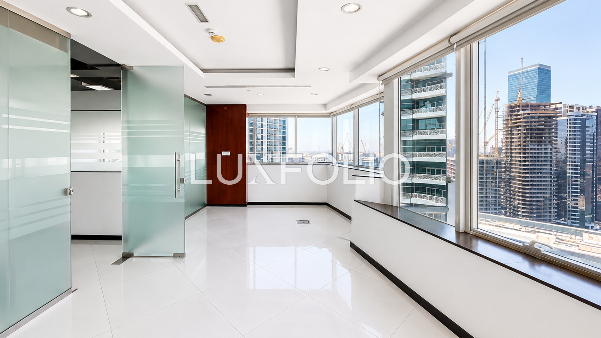 Apartment for rent in Location not specified at 150,000 AED per year