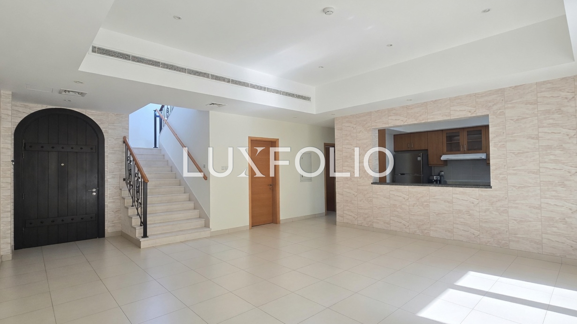 3 bedroom Apartment for rent in Reem at 200,000 AED per year