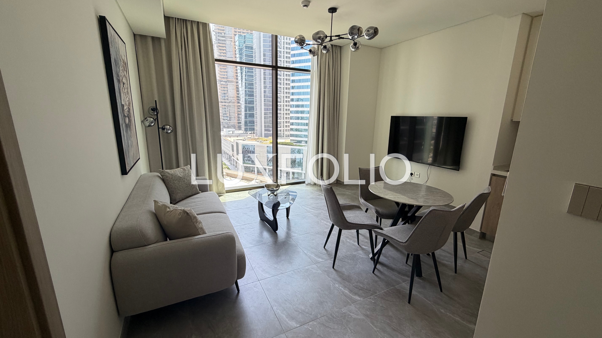 1 bedroom Apartment for rent in Business Bay at 120,000 AED per year