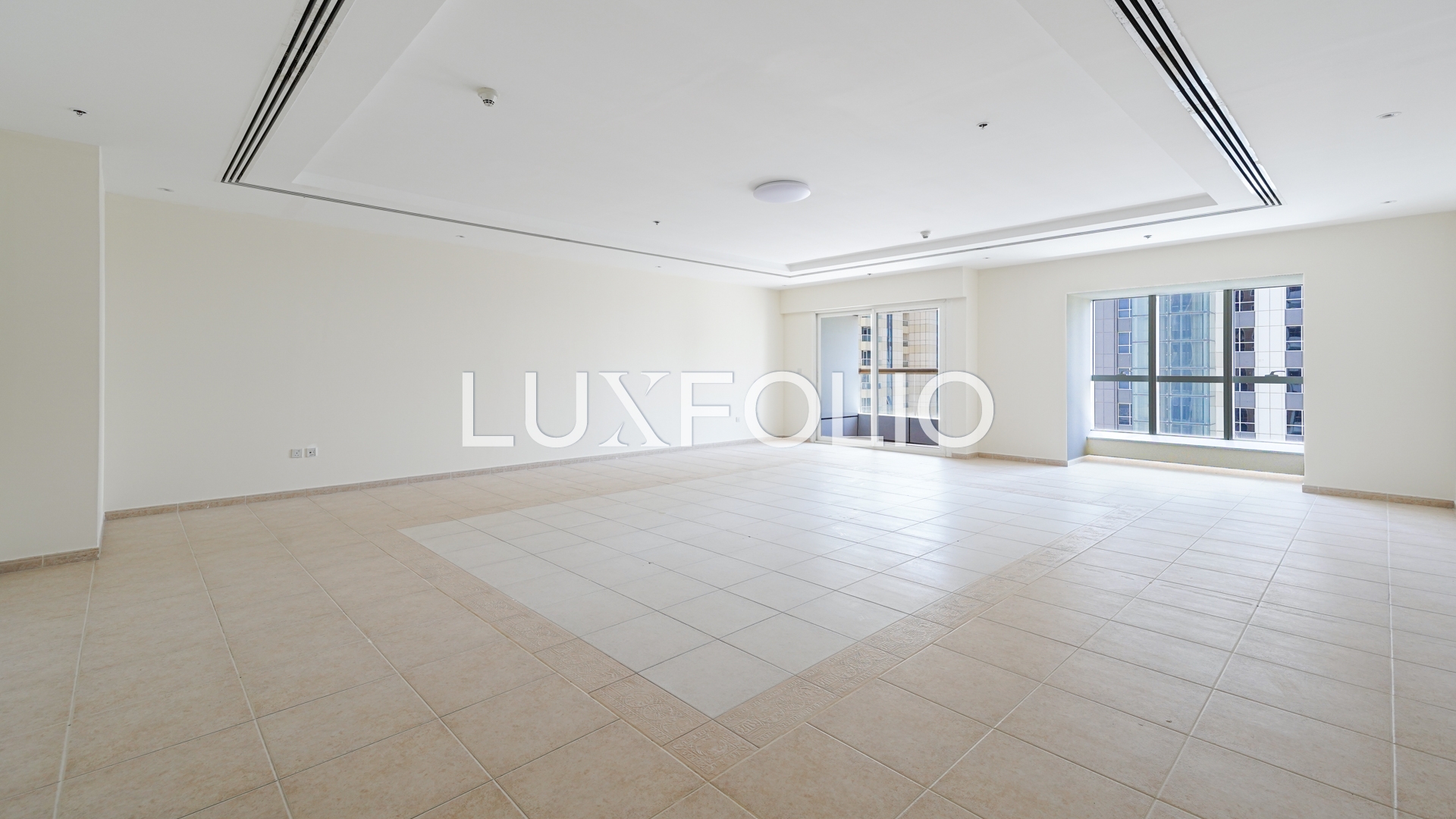 4 bedroom Apartment for sale in Dubai Marina at 4,000,000 AED