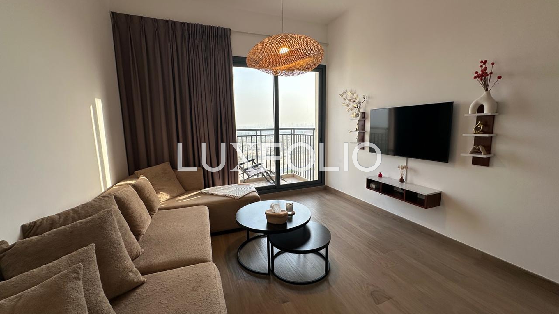 1 bedroom Apartment for rent in Town Square at 60,000 AED per year