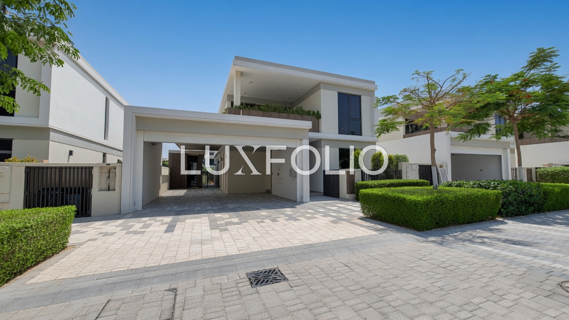 4 bedroom Apartment for rent in Tilal Al Ghaf at 525,000 AED per year